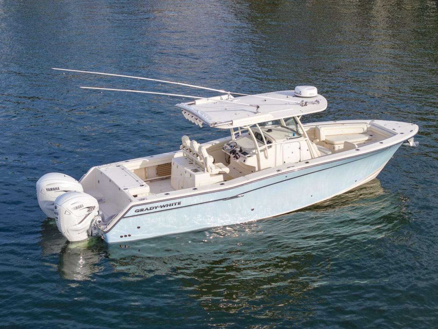 2019-grady-white-canyon-336-power-9687084-976492873-0-090420250720-12