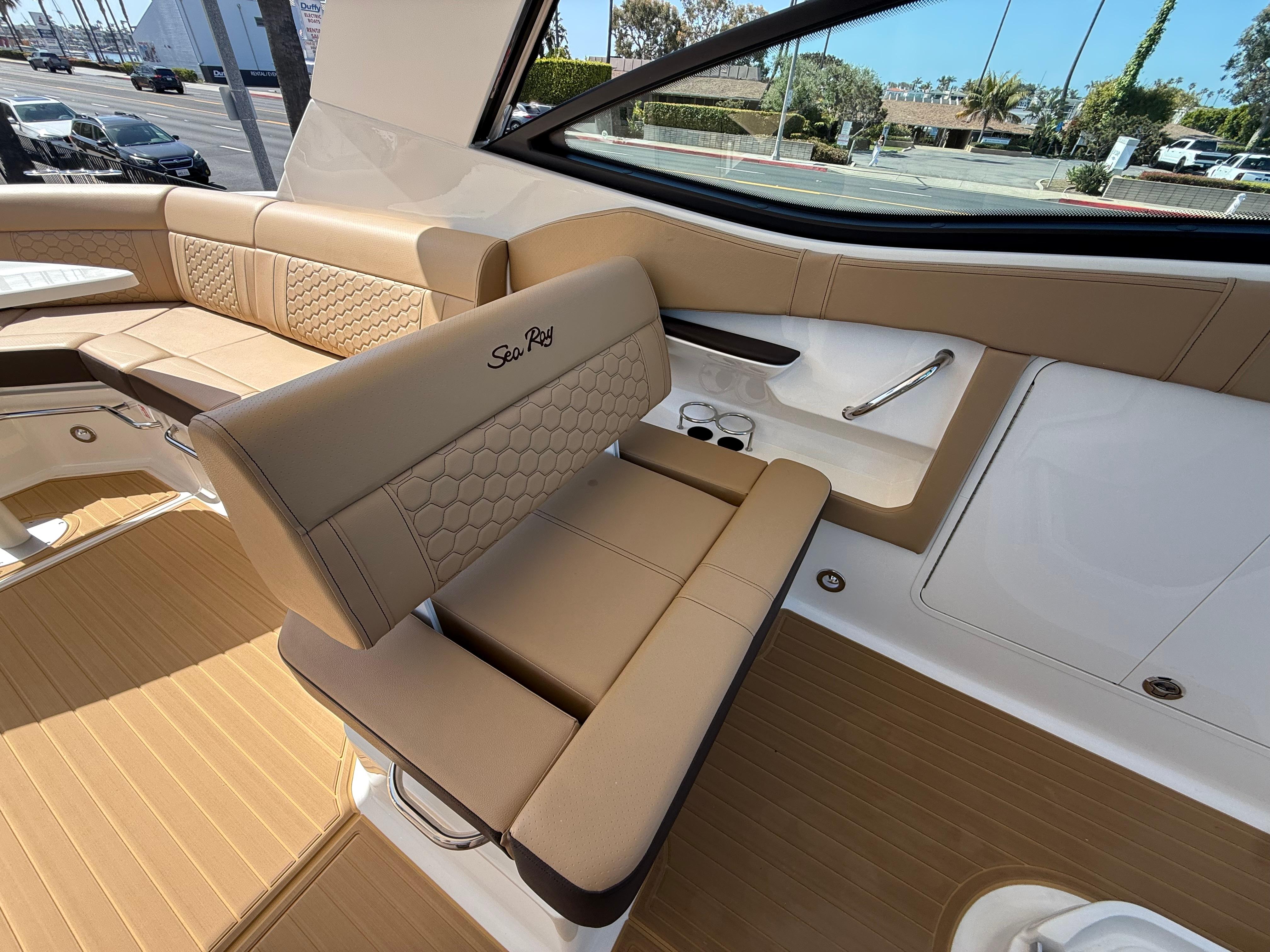2025 Sea Ray Sundancer 320 OB #S1724A inventory image at Sun Country Marine Group, Newport Beach 2025 Sea Ray Sundancer 320 OB #S1724A inventory image at Sun Country Marine Group, Newport Beach