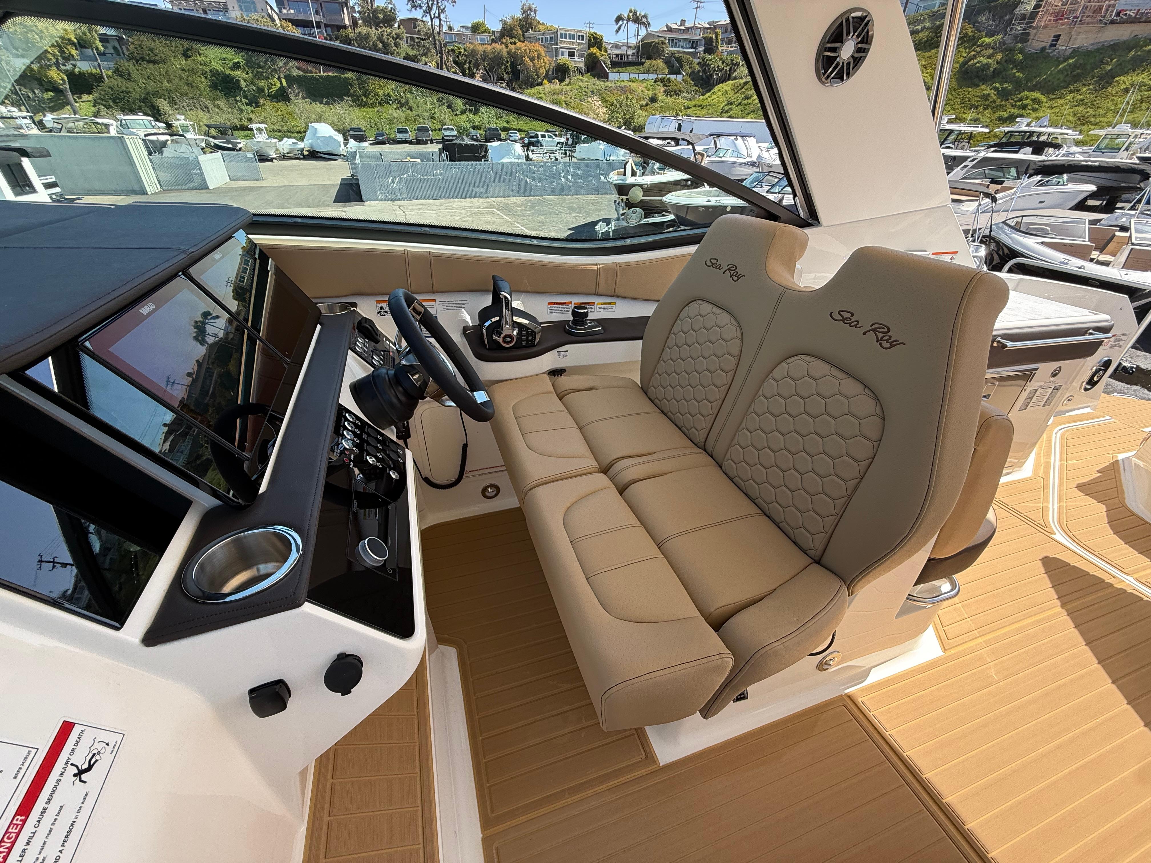 2025 Sea Ray Sundancer 320 OB #S1724A inventory image at Sun Country Marine Group, Newport Beach 2025 Sea Ray Sundancer 320 OB #S1724A inventory image at Sun Country Marine Group, Newport Beach