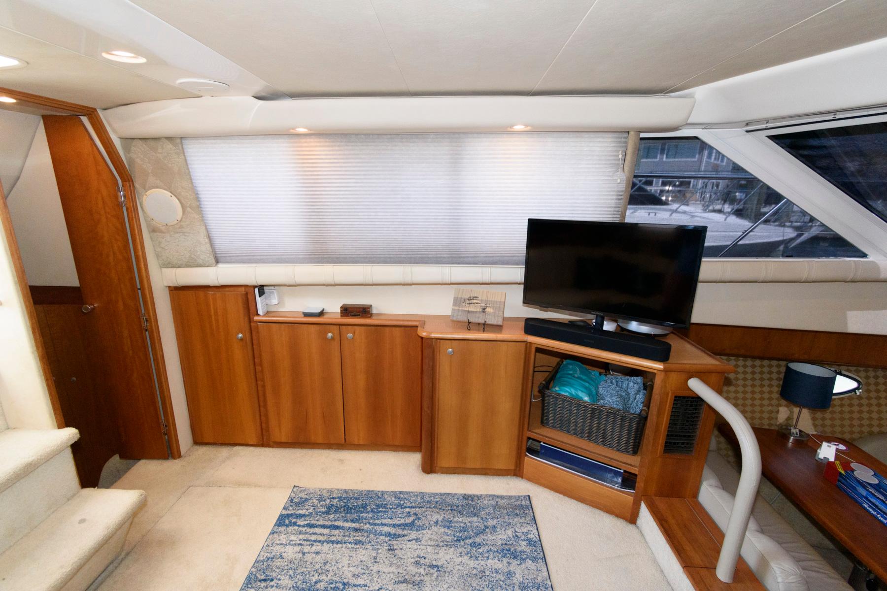 M 8904 NN Knot 10 Yacht Sales