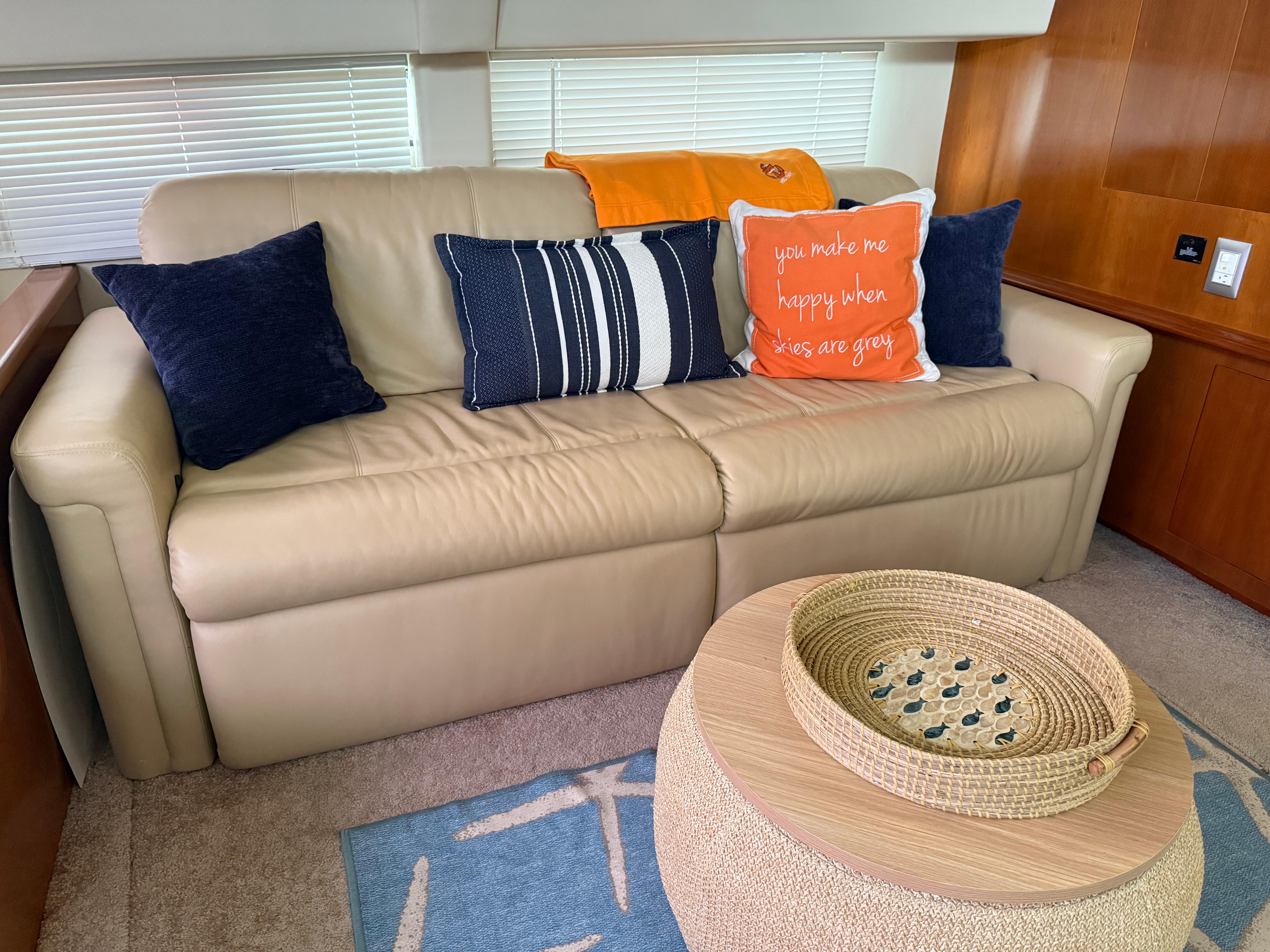2006-carver-43-motor-yacht-power-9797110-20250517101041065-1_XLARGE