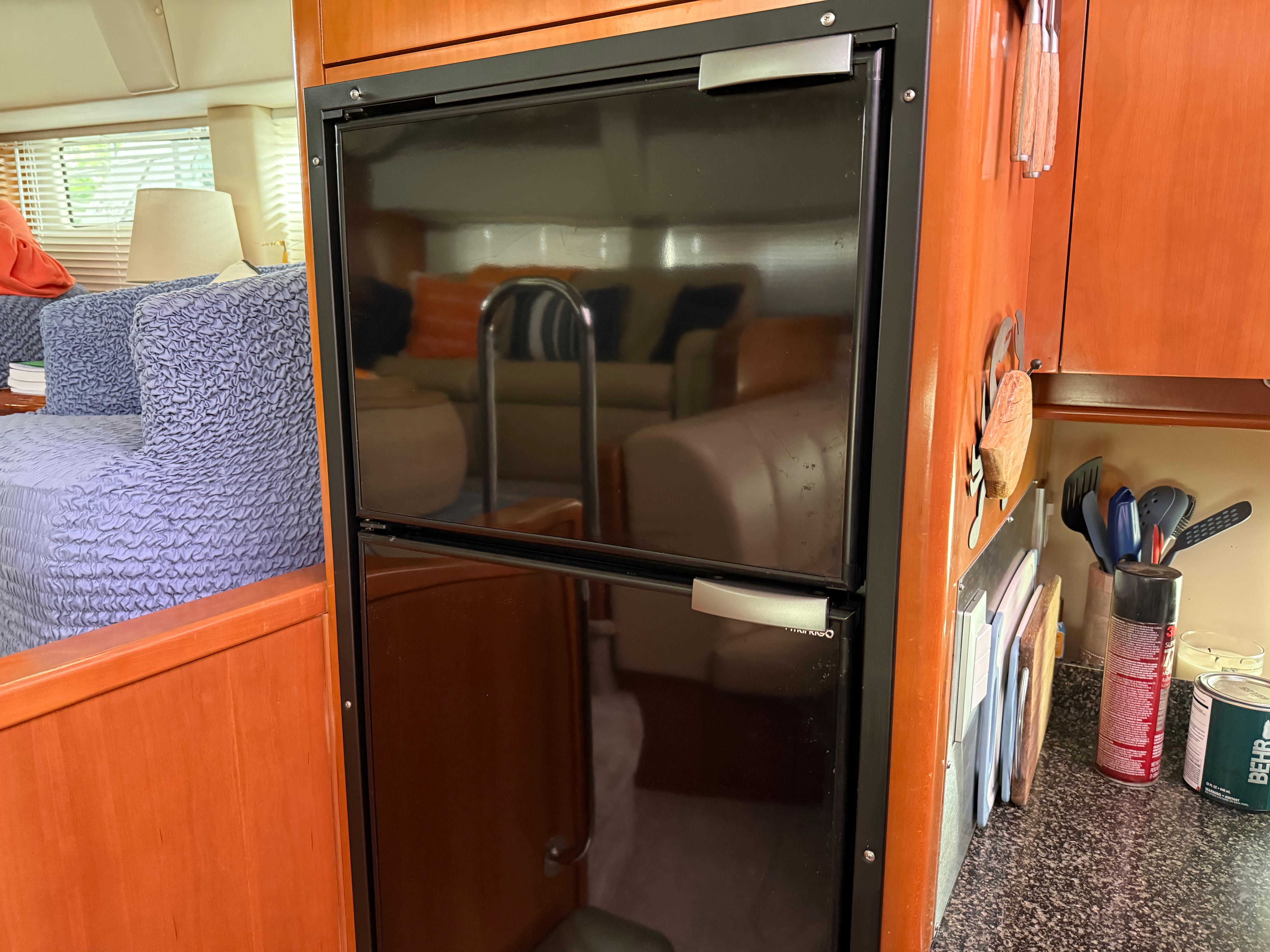 2006-carver-43-motor-yacht-power-9797110-20250517101130147-1_XLARGE