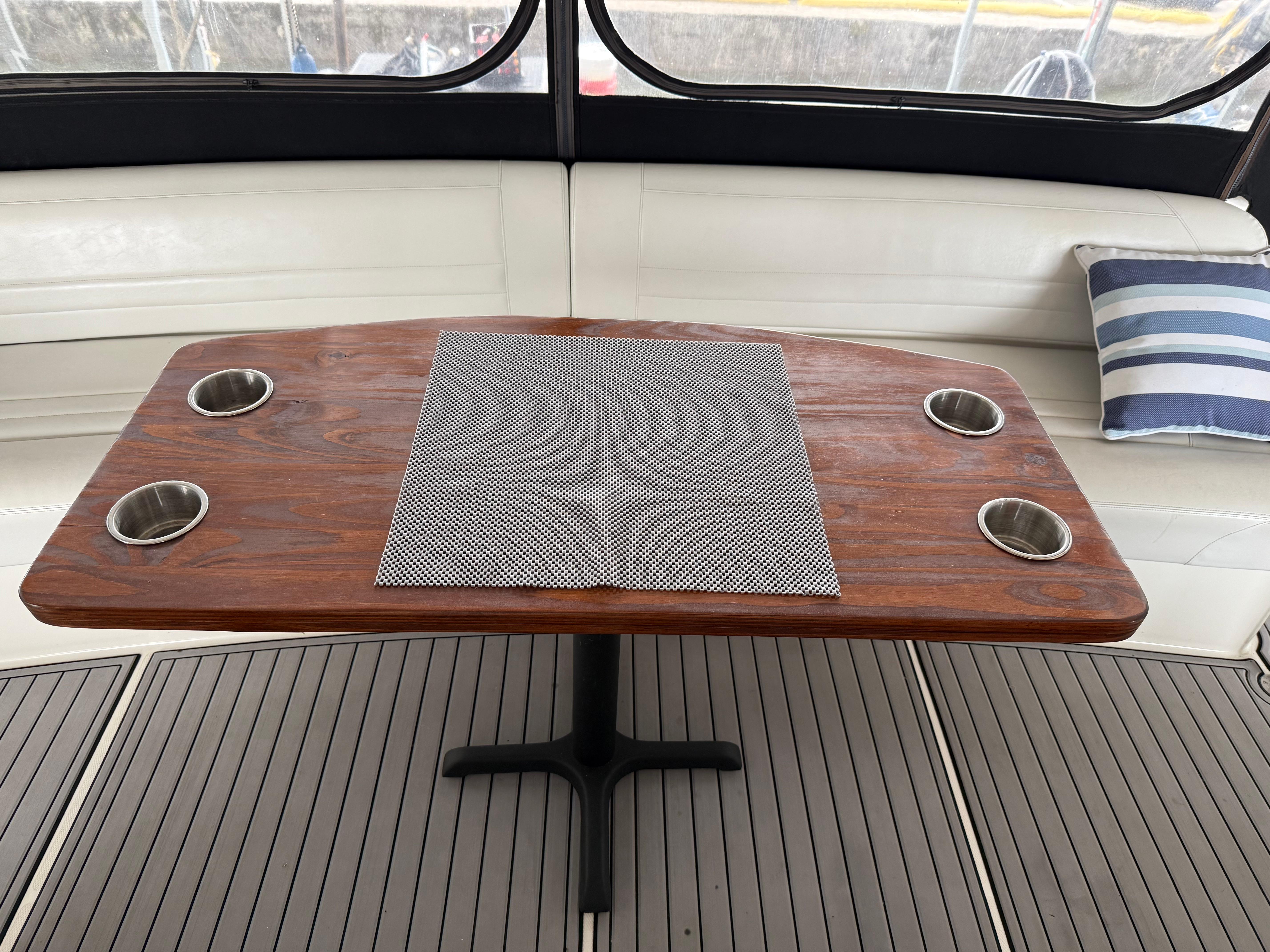 2006-carver-43-motor-yacht-power-9797110-20250517101210297-1_XLARGE