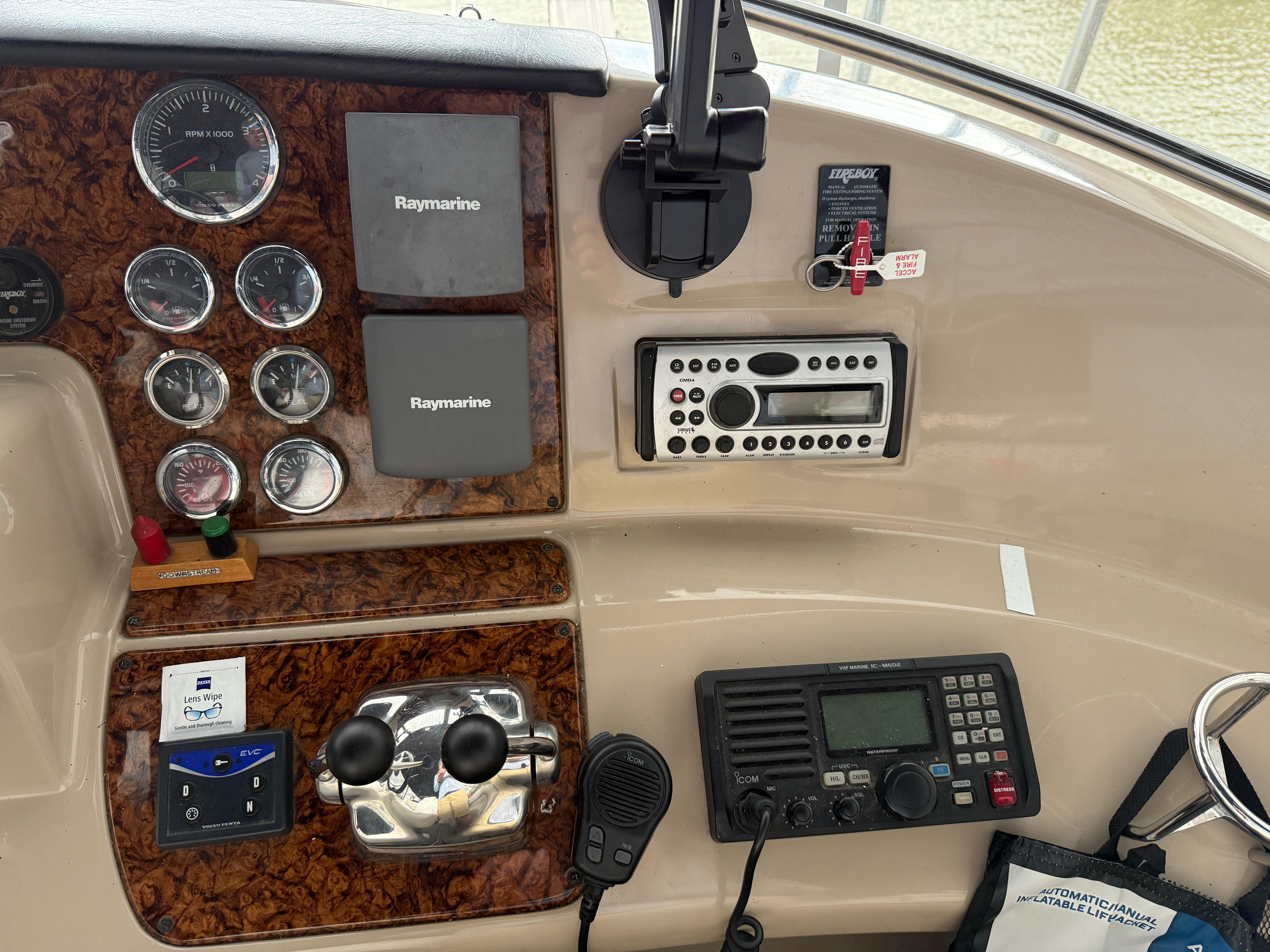 2006-carver-43-motor-yacht-power-9797110-20250517101214321-1_XLARGE