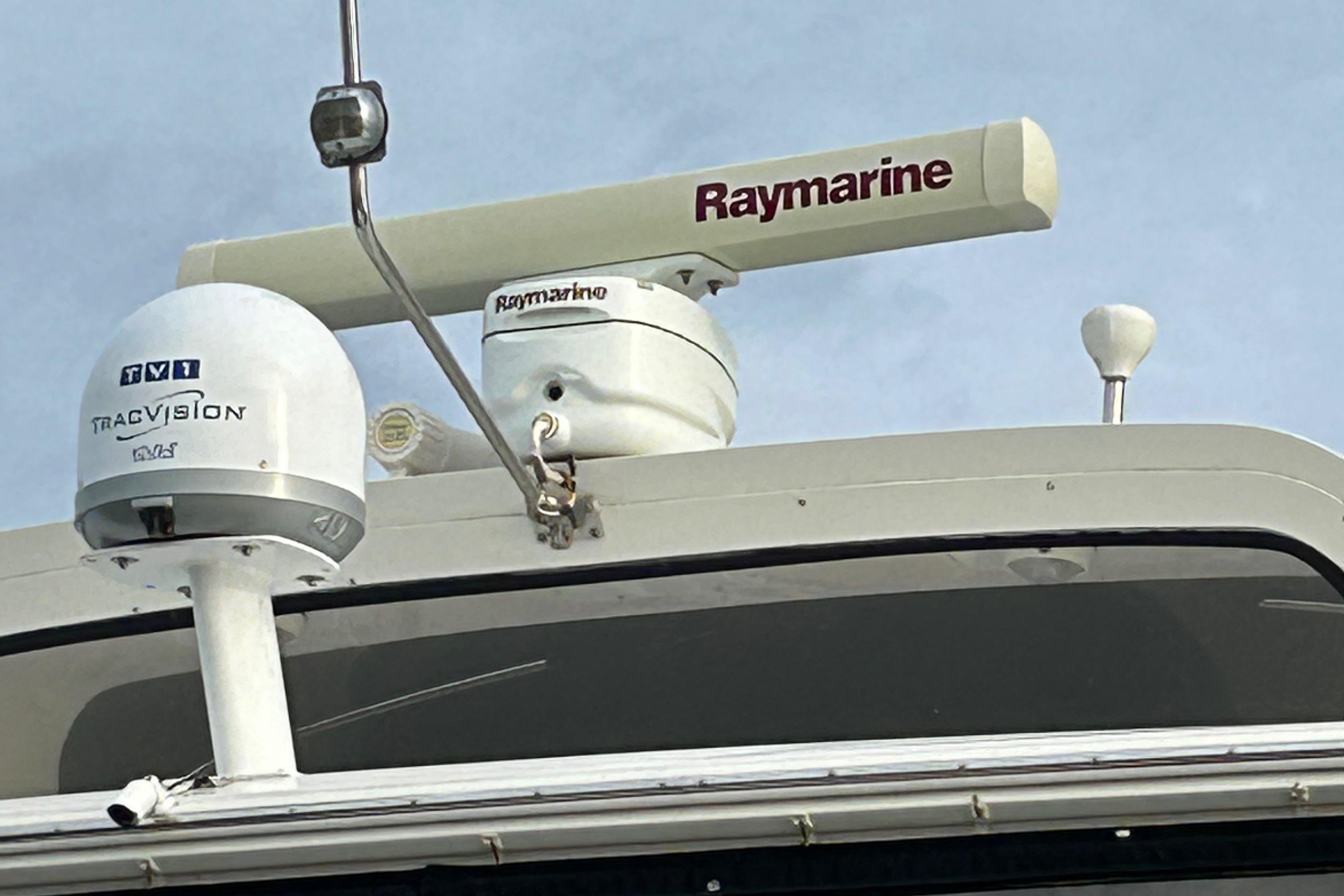 2006-carver-43-motor-yacht-power-9797110-20250517101655516-1_XLARGE