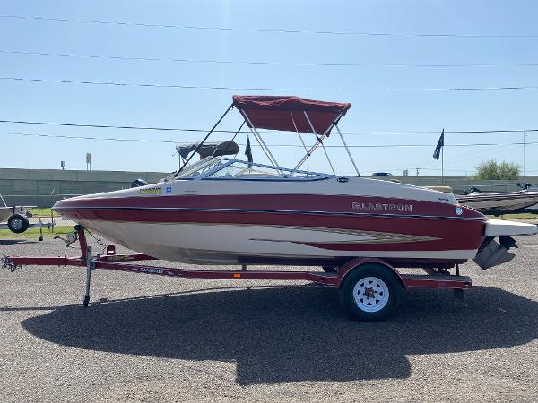2005 Glastron boat for sale, model of the boat is GX 205 & Image # 5 of 14