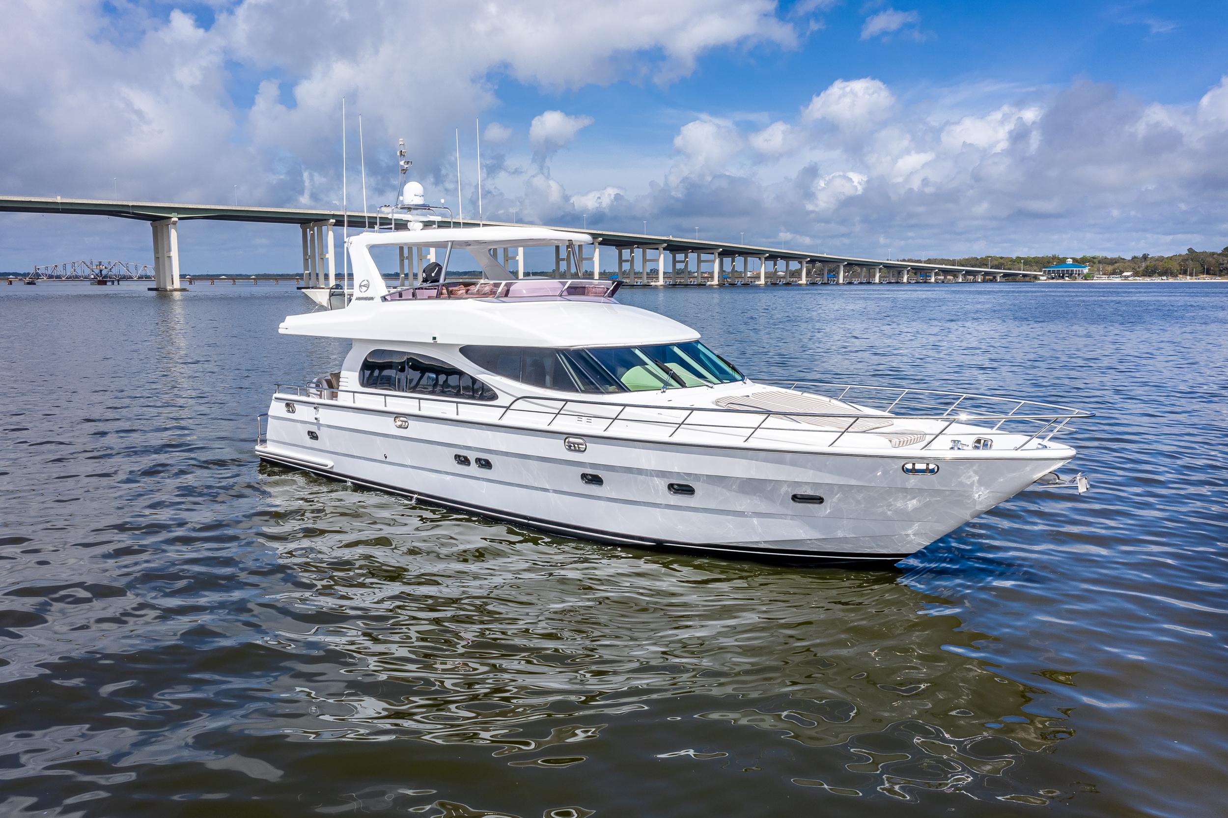 62 horizon yacht for sale