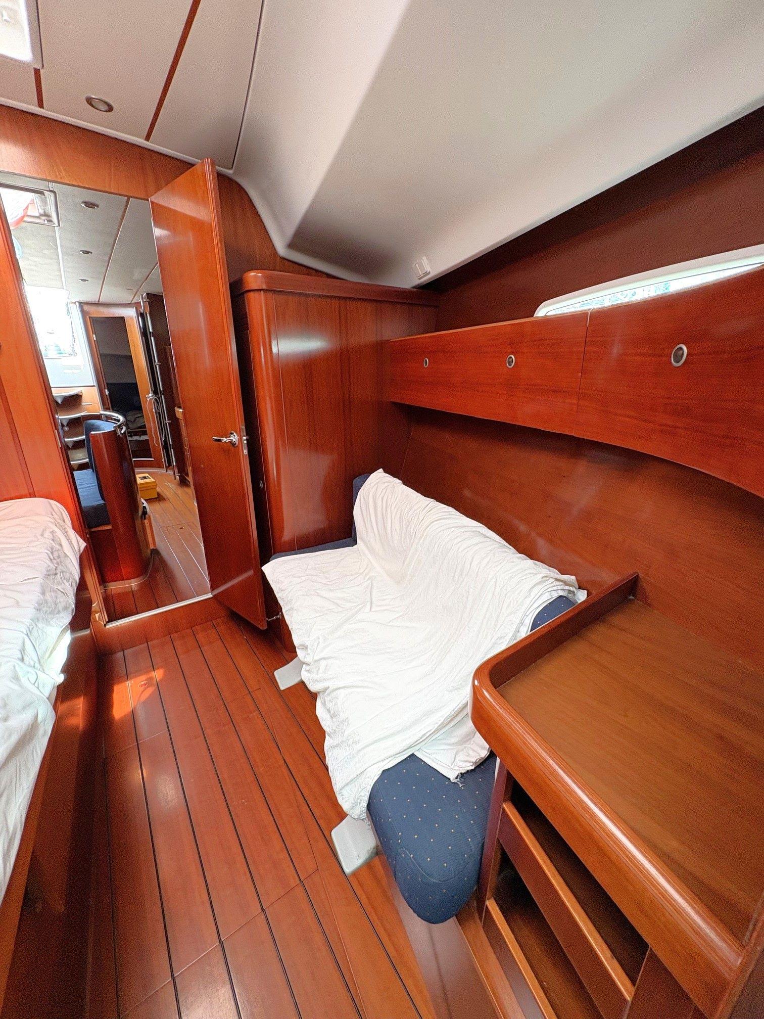 Yacht Photos Pics