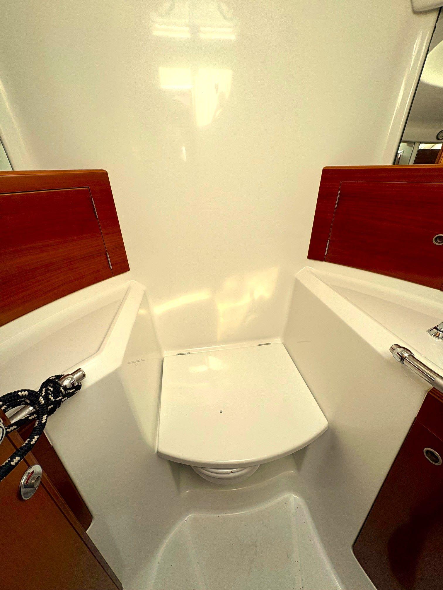 Yacht Photos Pics