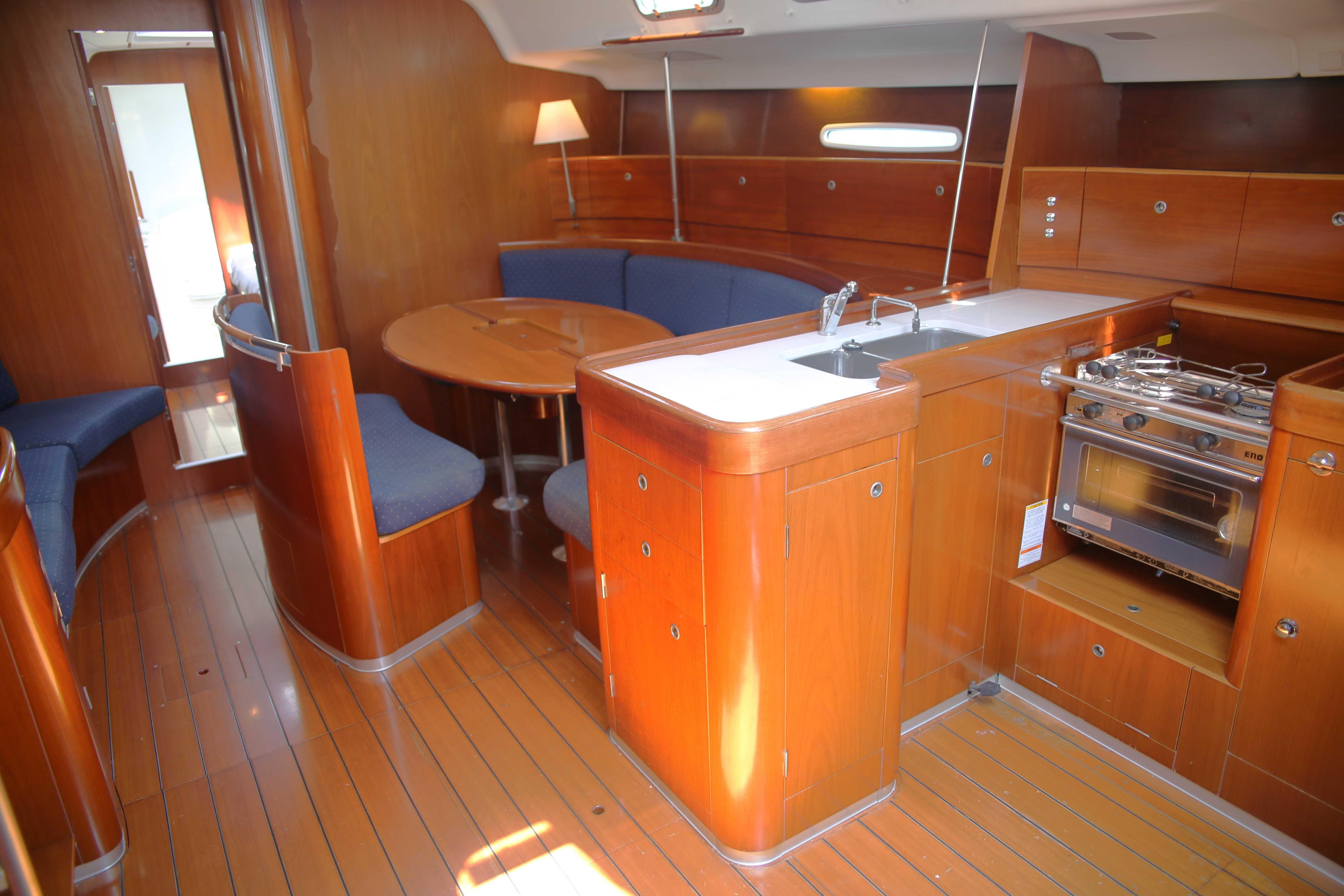 Yacht Photos Pics