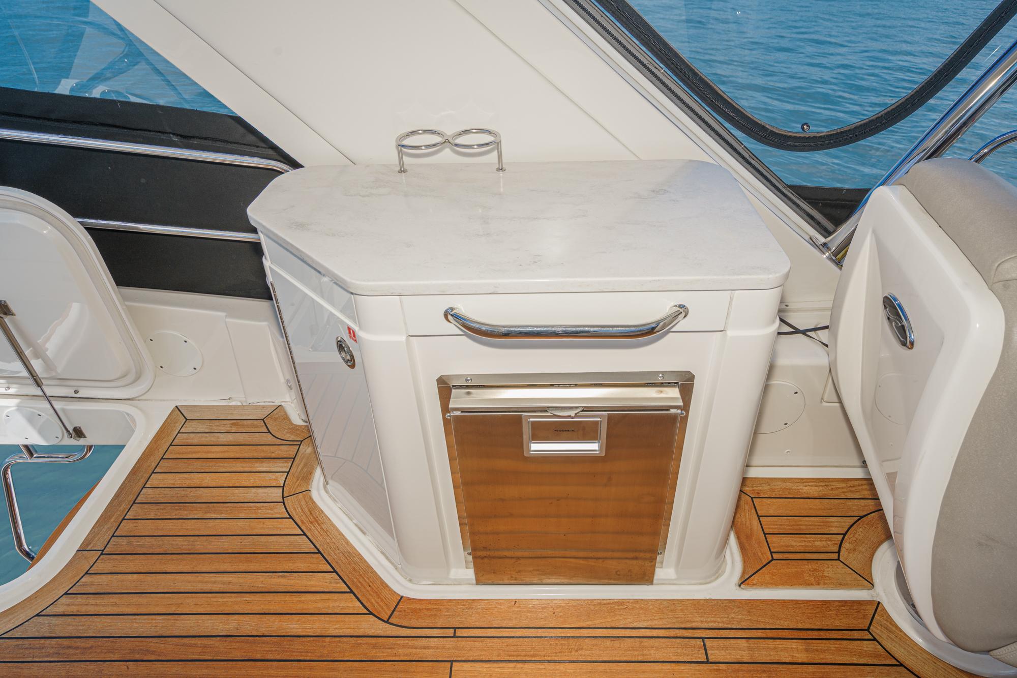 2018 Sea Ray Fly 460 #TBDH9064 inventory image at Sun Country Marine Group, Dana Point 2018 Sea Ray Fly 460 #TBDH9064 inventory image at Sun Country Marine Group, Dana Point