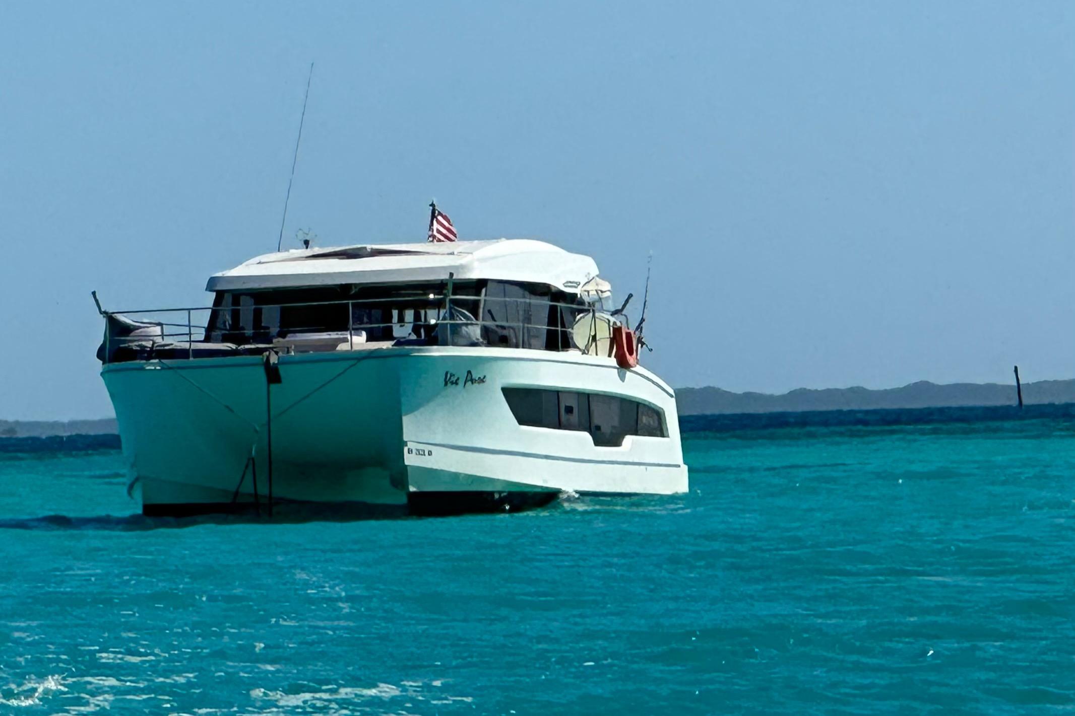 Fountaine Pajot-MY4.S 2021-Vie Pure SC-US-2021 Fountaine Pajot MY4.S yacht cruising on turquoise waters.-9747125 | Thumbnail