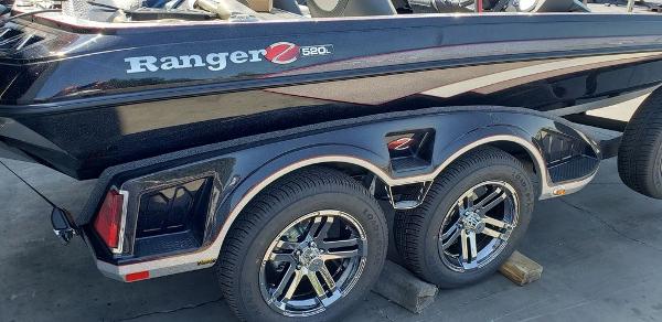 2021 Ranger Boats boat for sale, model of the boat is Z520C Ranger Cup Equipped & Image # 3 of 6