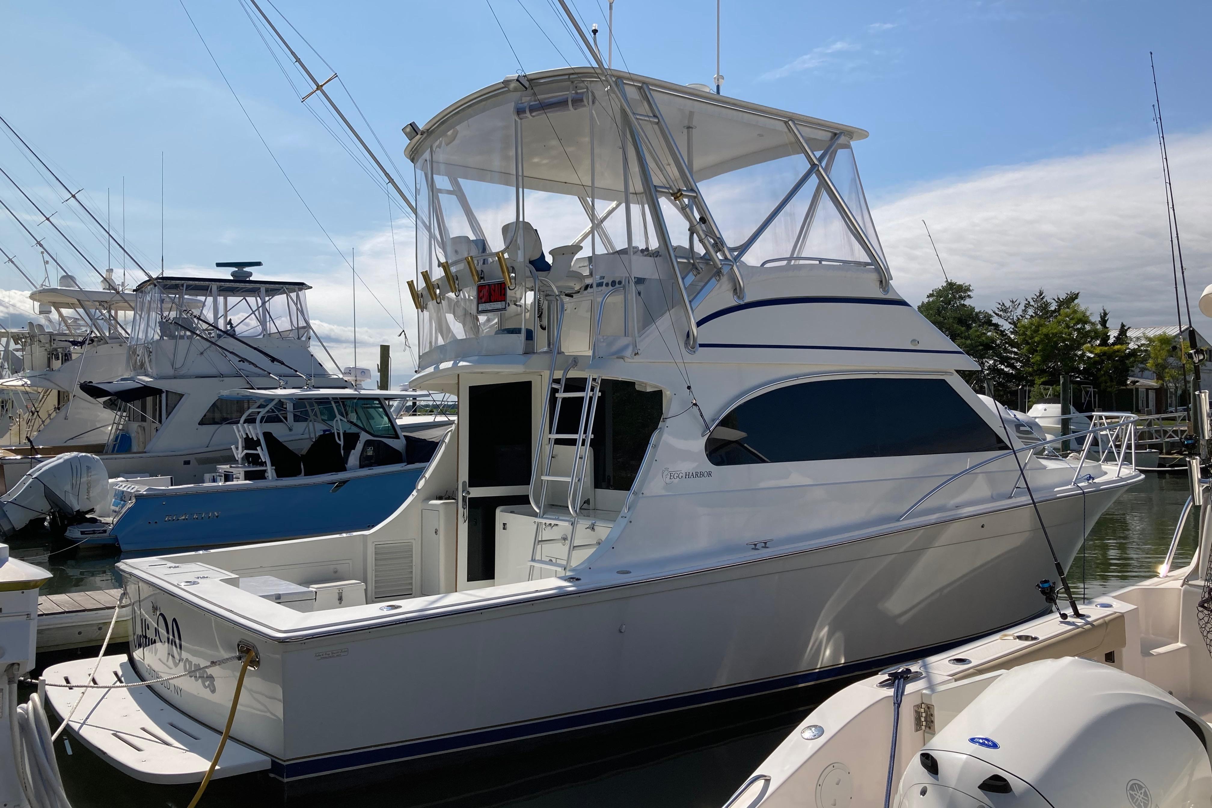 Cuttin' Waves Yacht for Sale 37 Egg Harbor Yachts Greenport, NY
