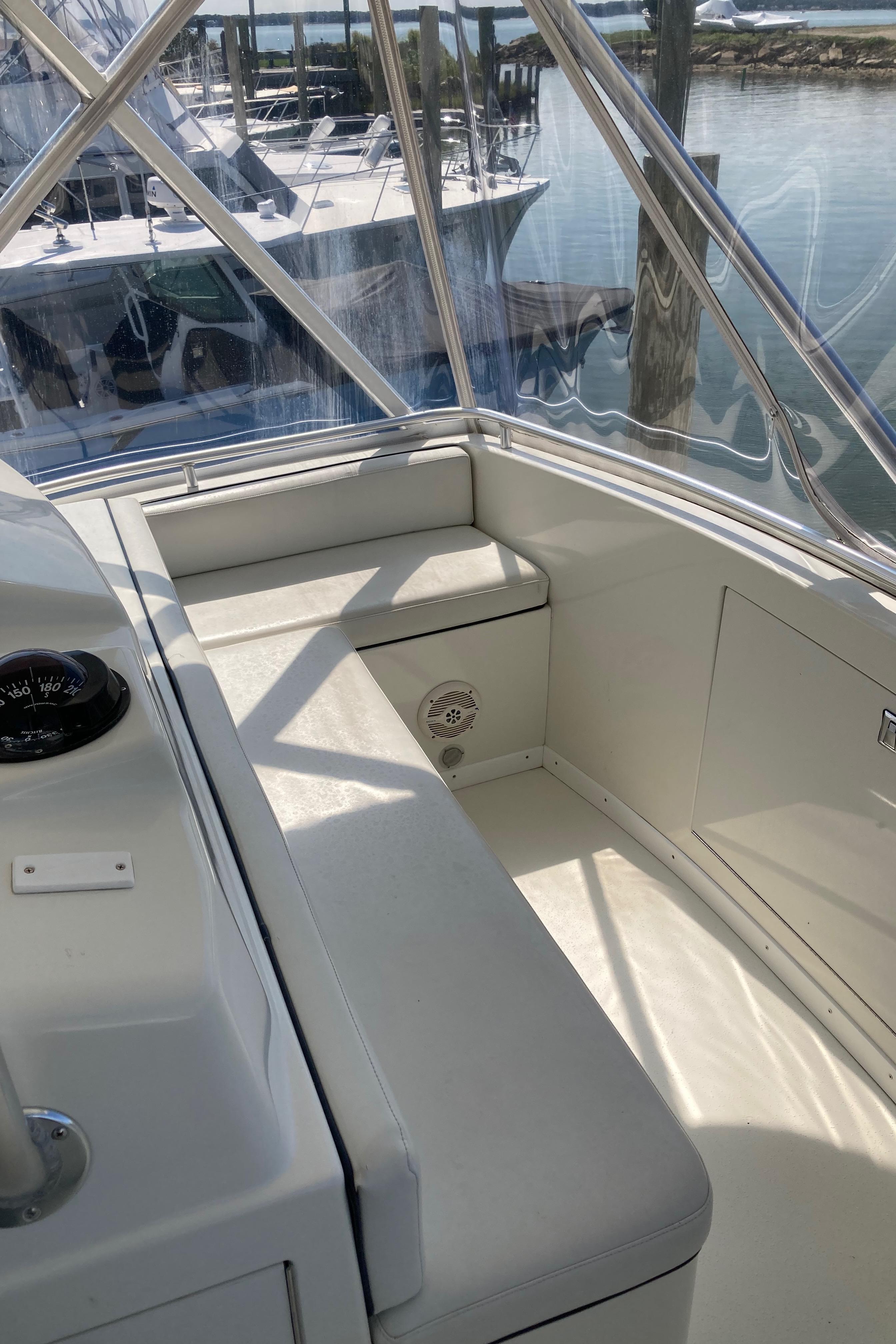 Cuttin' Waves Yacht for Sale 37 Egg Harbor Yachts Greenport, NY