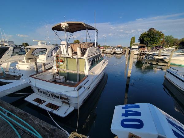 34' Sea Ray, Listing Number 100914540, - Photo No. 2