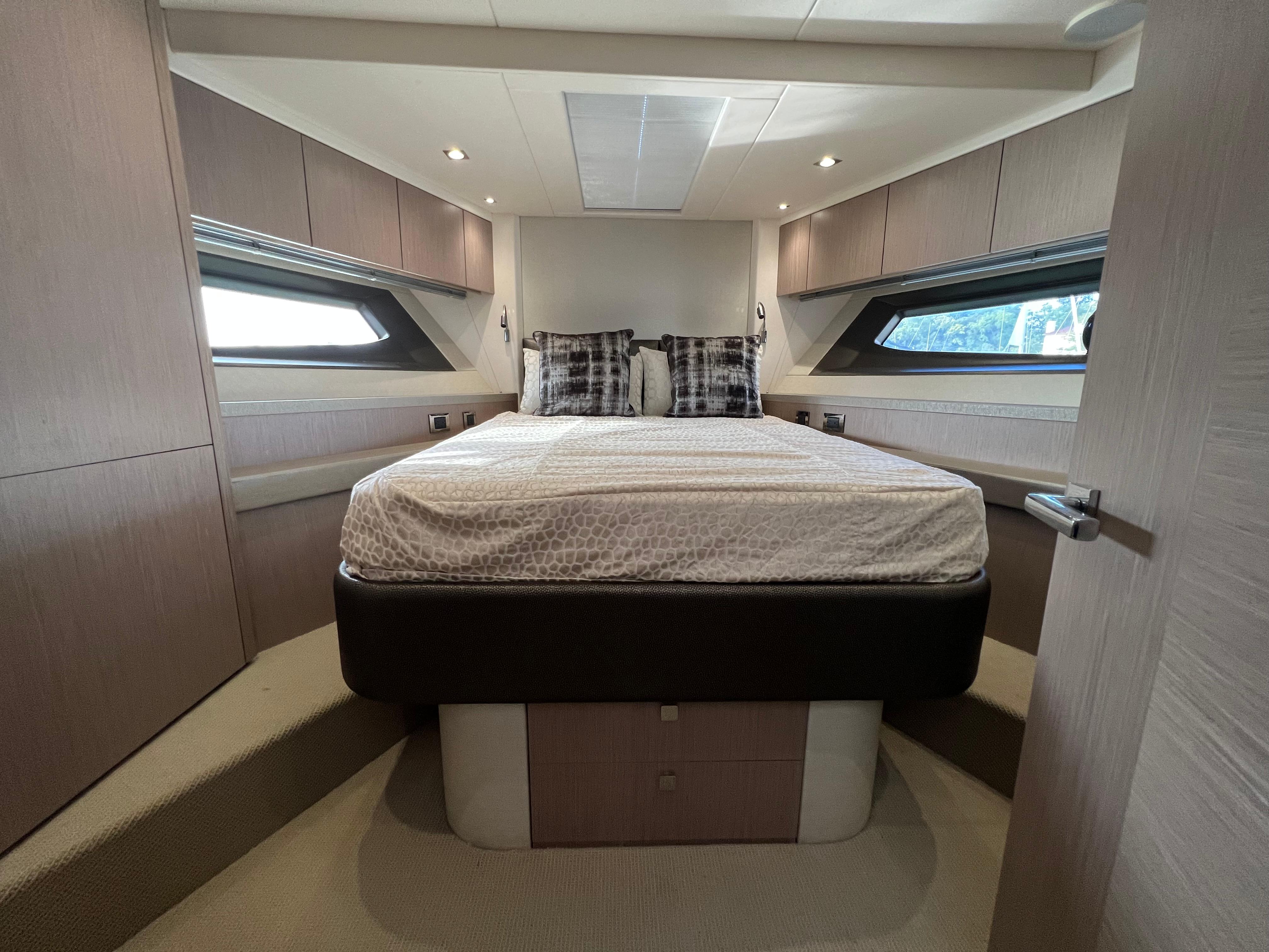 2019 Sunseeker Manhattan 52 Mirage
