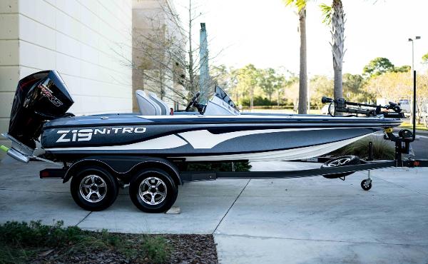 2022 Nitro boat for sale, model of the boat is Z19 Pro & Image # 8 of 32