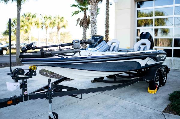 2022 Nitro boat for sale, model of the boat is Z19 Pro & Image # 3 of 32