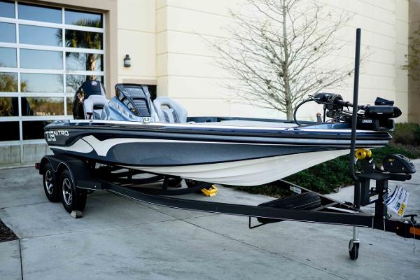 2022 Nitro boat for sale, model of the boat is Z19 Pro & Image # 1 of 32