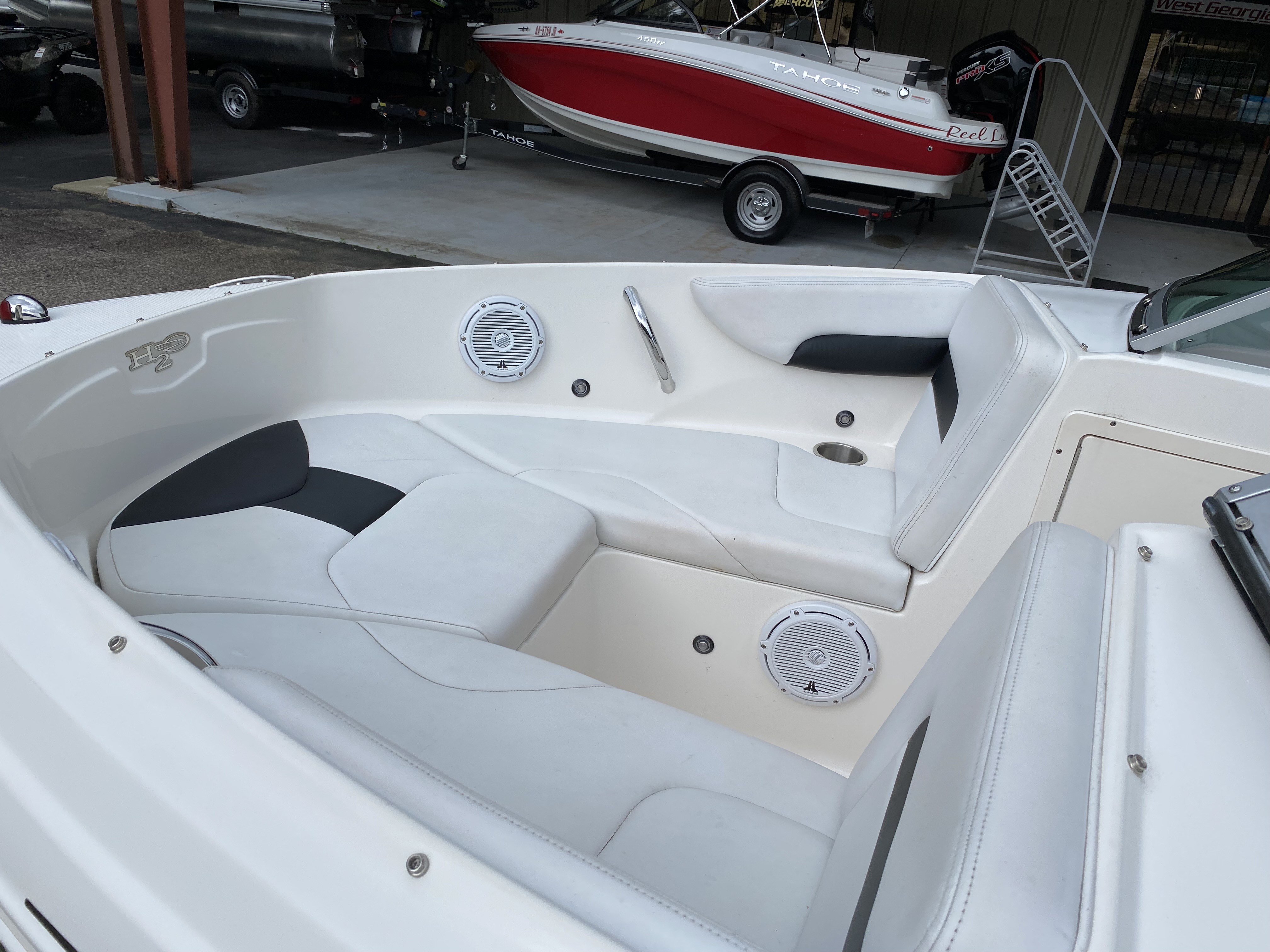 2016 Chaparral boat for sale, model of the boat is 19 H2O Sport & Image # 17 of 32