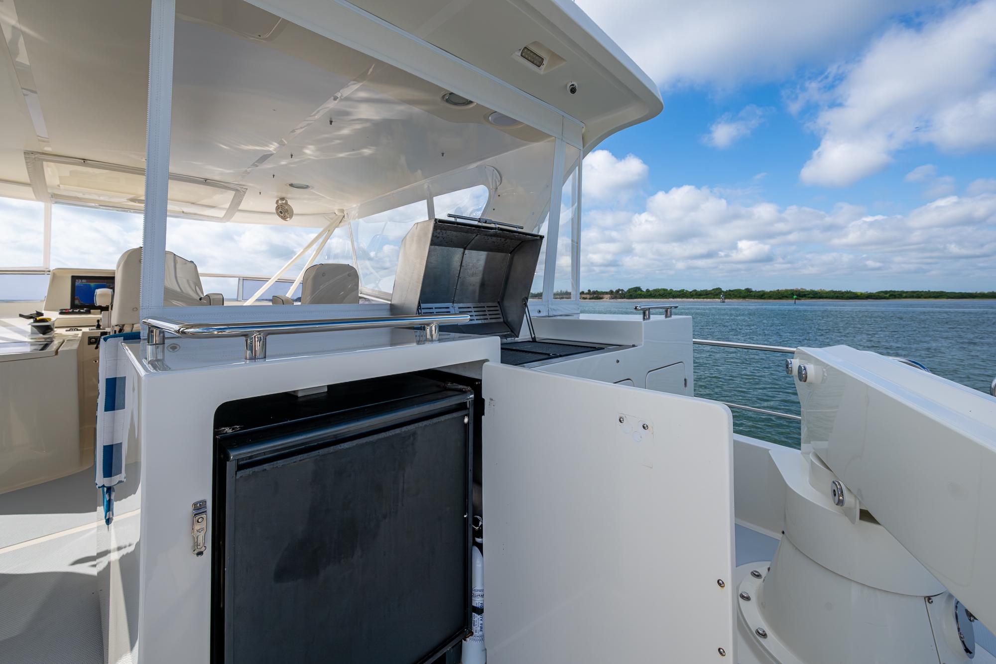Marlow-53E Explorer 2021-CARA MIA FL-US-9807152 | Thumbnail