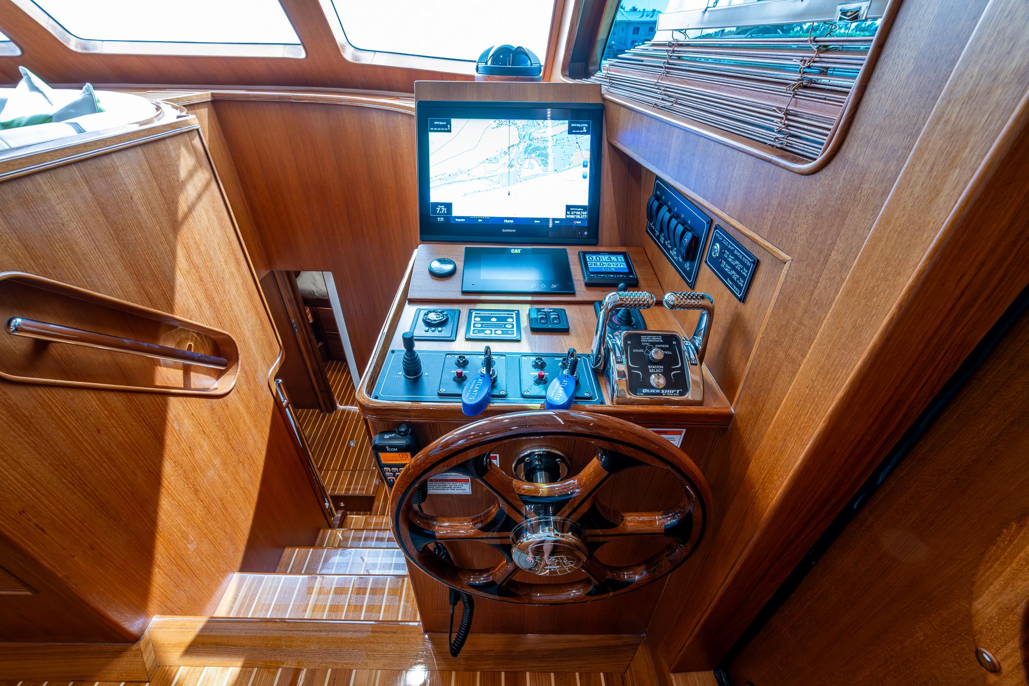 Marlow-53E Explorer 2021-CARA MIA FL-US-9807152 | Thumbnail