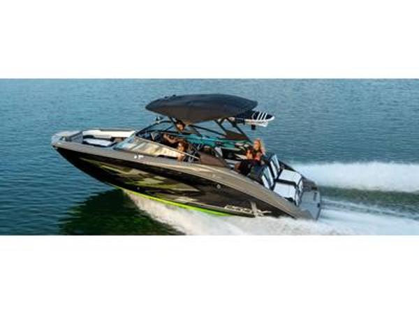 2021 Yamaha boat for sale, model of the boat is 255XD & Image # 1 of 1