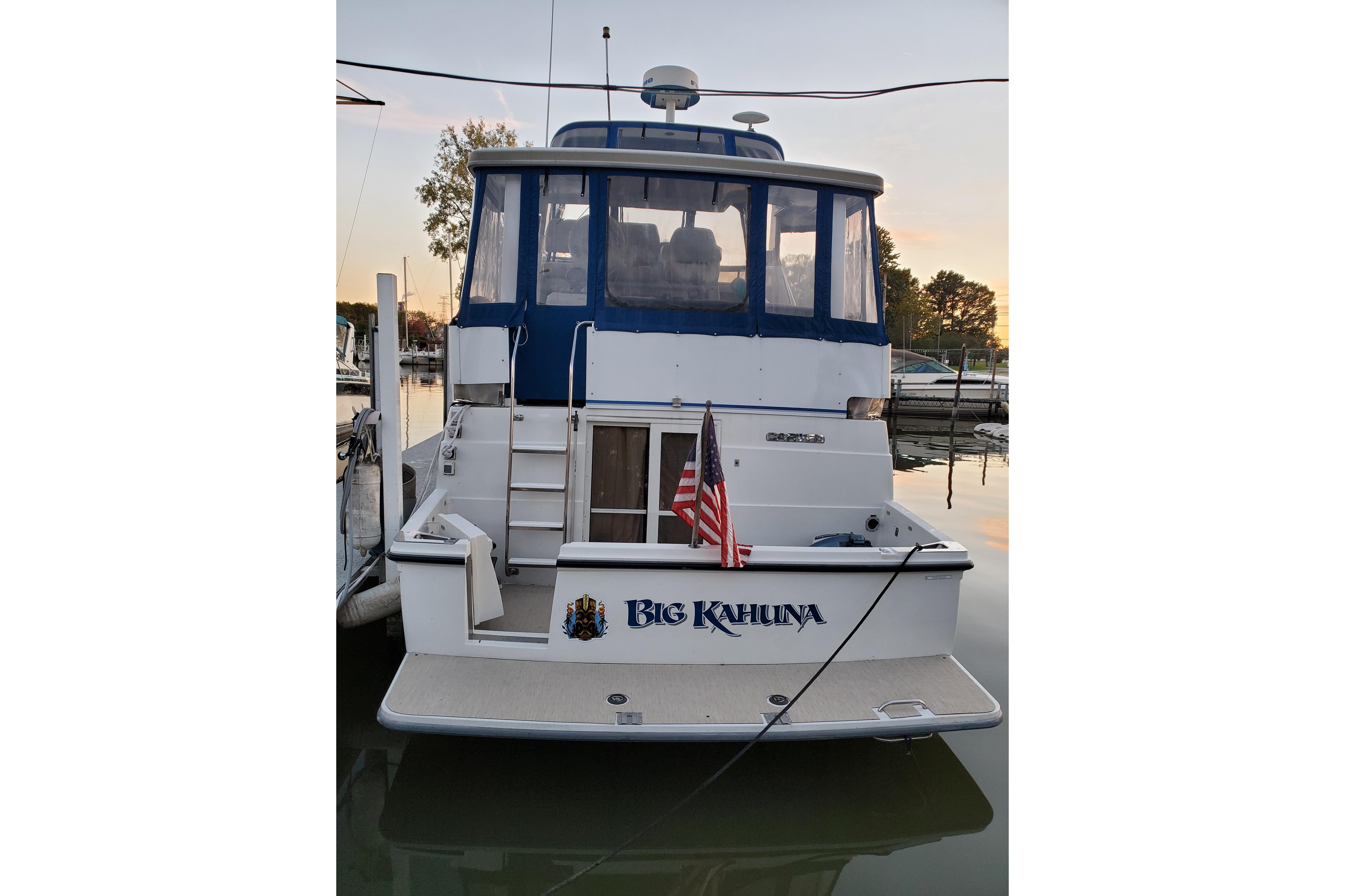 MI 10532 SG Knot 10 Yacht Sales MI 10532 SG Knot 10 Yacht Sales