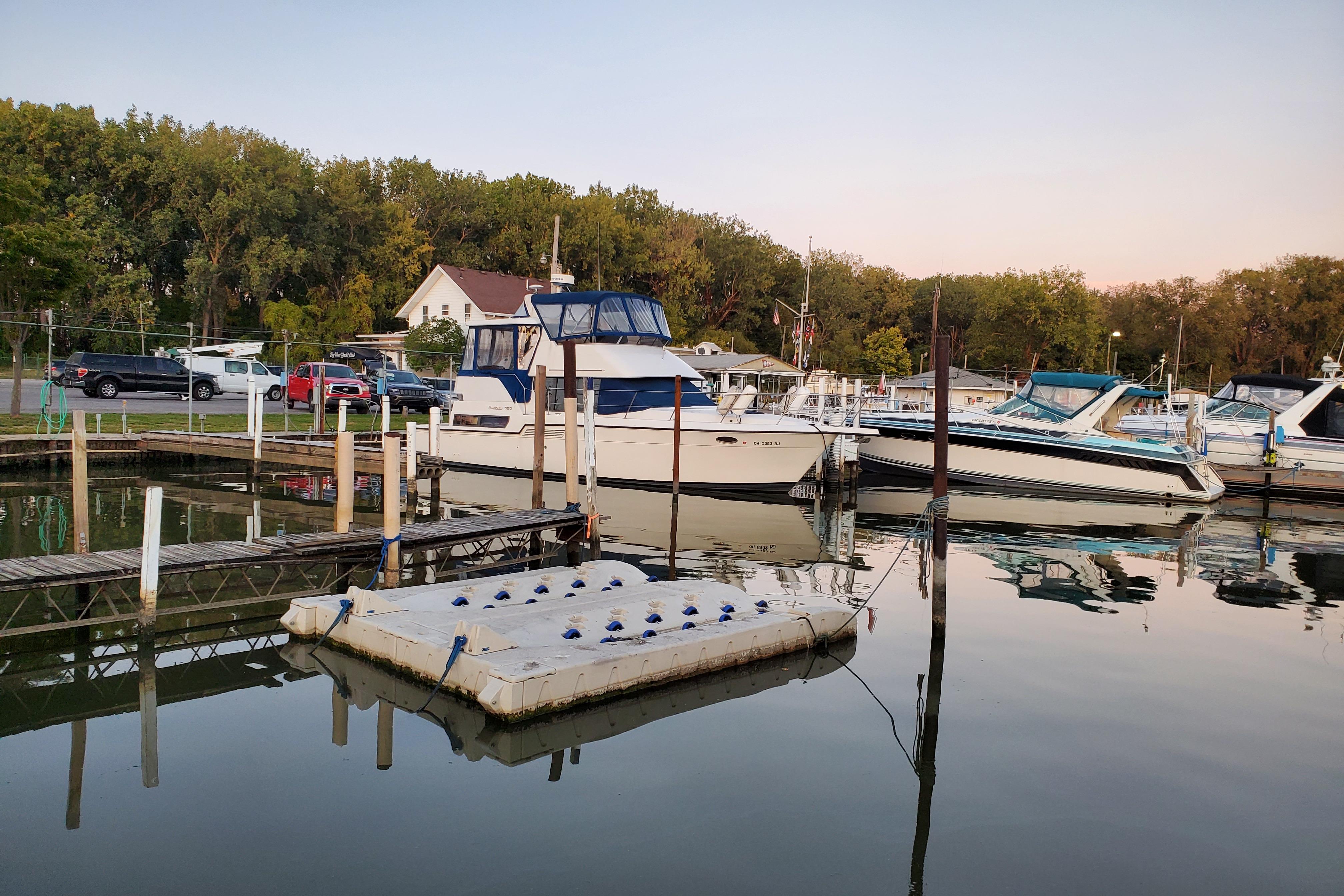 MI 10532 SG Knot 10 Yacht Sales MI 10532 SG Knot 10 Yacht Sales