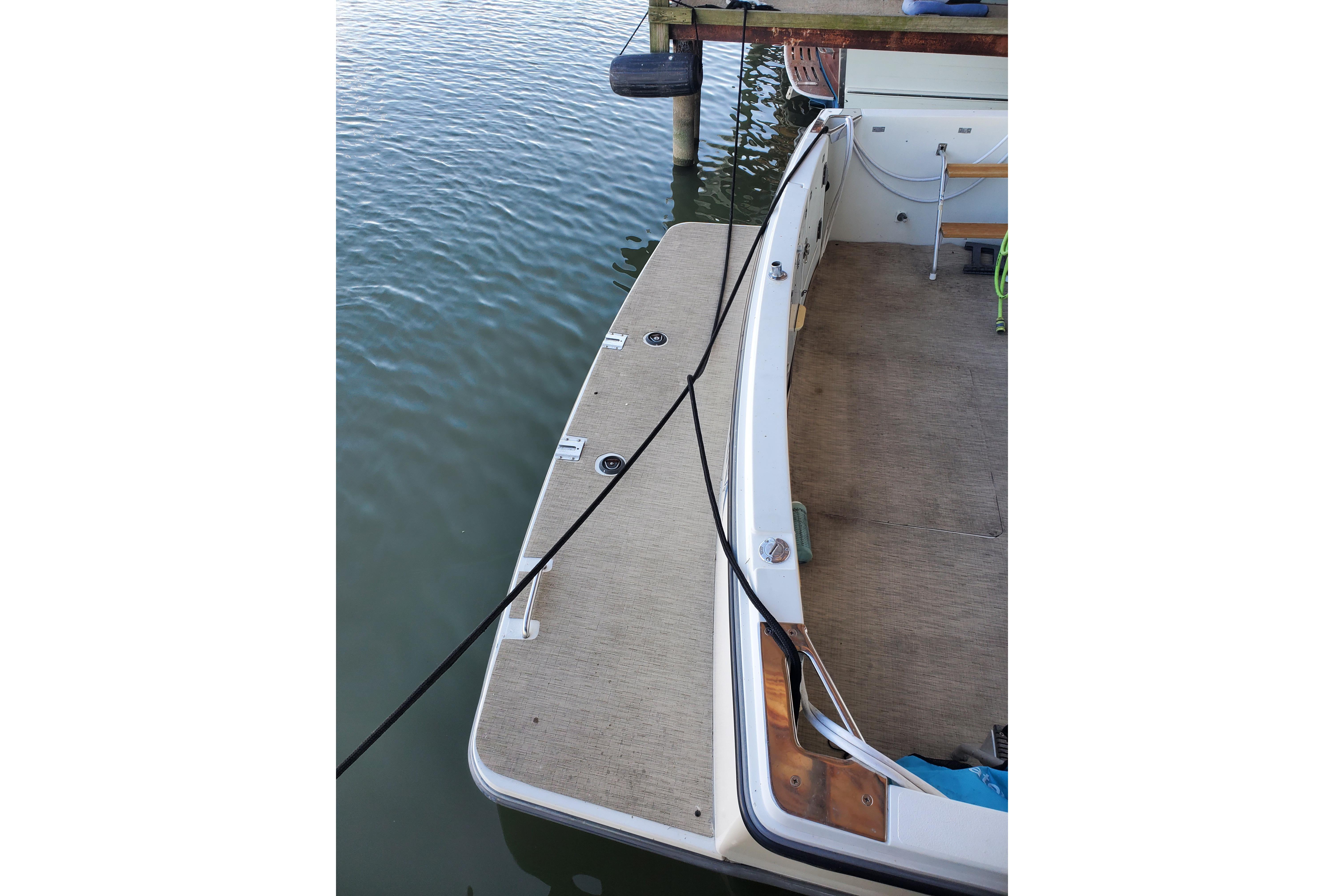 MI 10532 SG Knot 10 Yacht Sales MI 10532 SG Knot 10 Yacht Sales