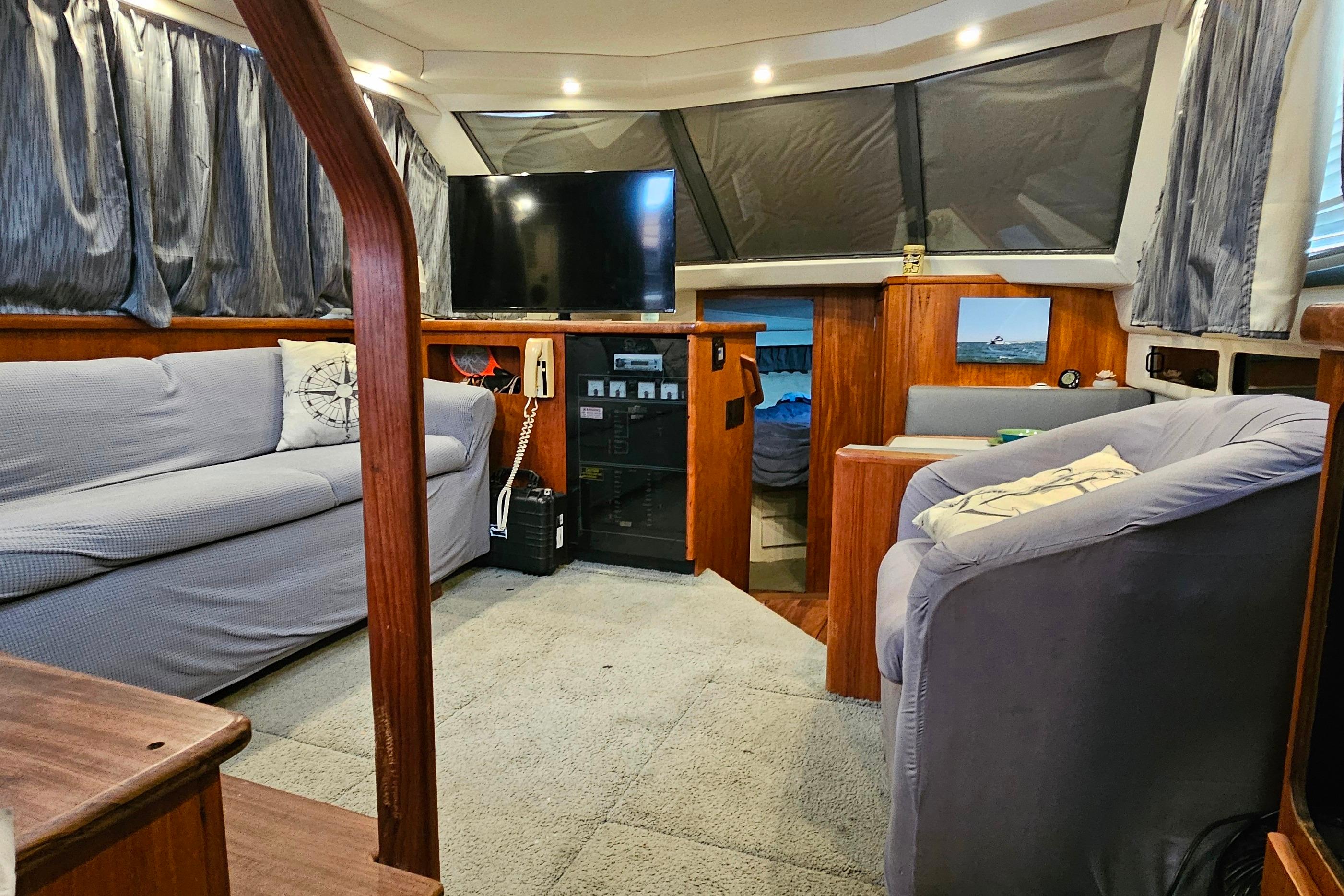 MI 10532 SG Knot 10 Yacht Sales MI 10532 SG Knot 10 Yacht Sales