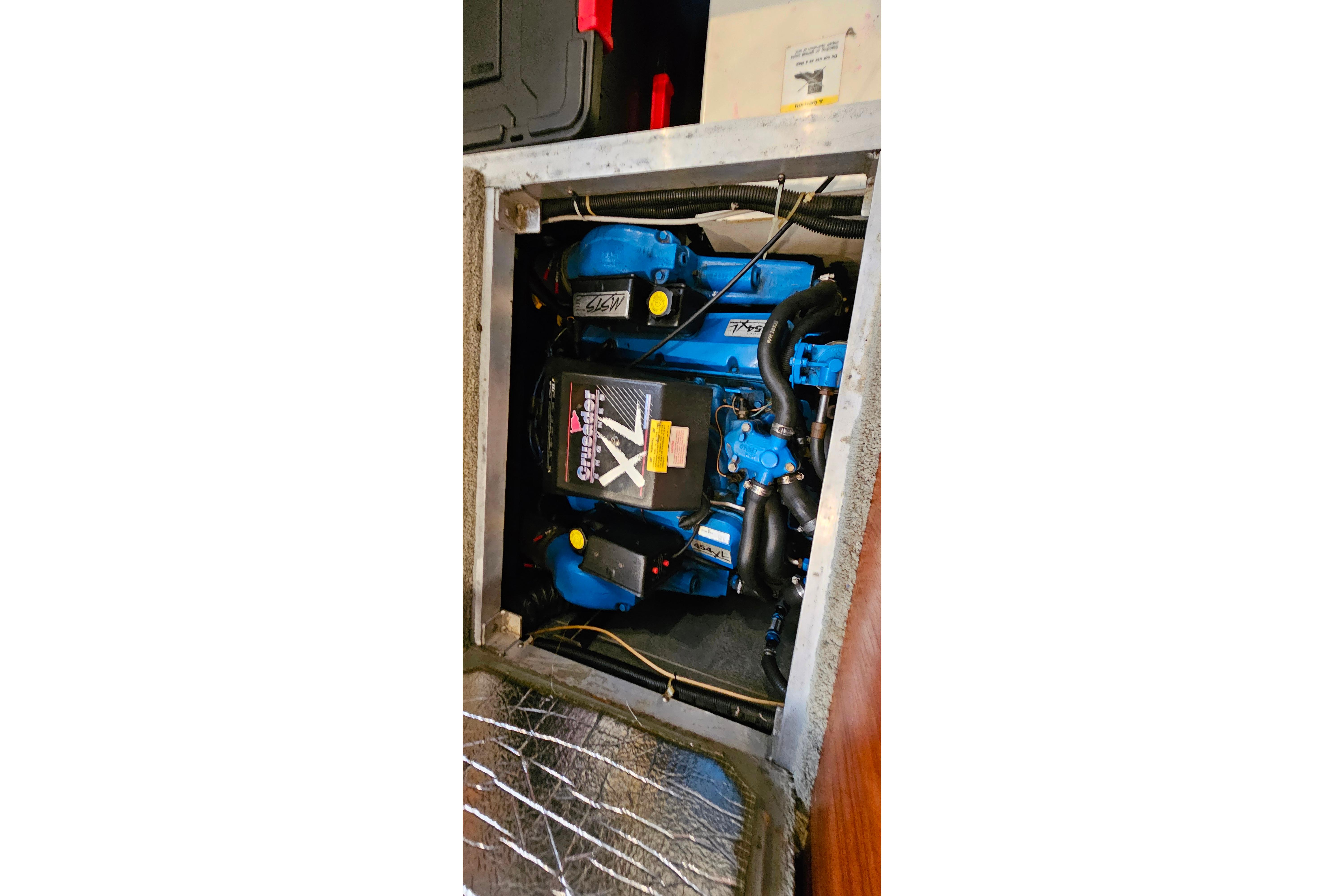 MI 10532 SG Knot 10 Yacht Sales MI 10532 SG Knot 10 Yacht Sales