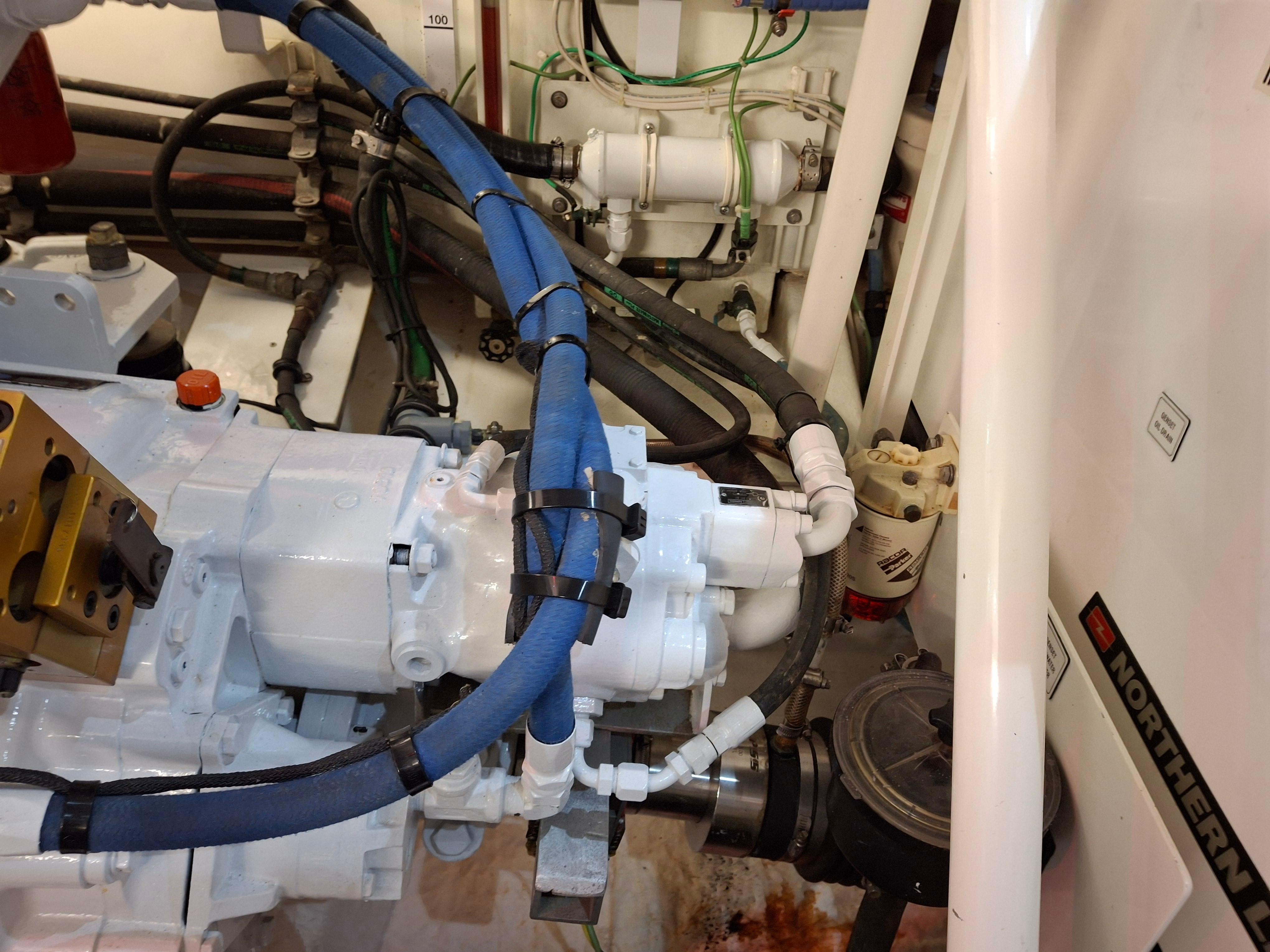 2004 West Bay SonShip Pilothouse #TBRG05882LLC inventory image at Sun Country Yachts, South Lake Union (Seattle) 2004 West Bay SonShip Pilothouse #TBRG05882LLC inventory image at Sun Country Yachts, South Lake Union (Seattle)