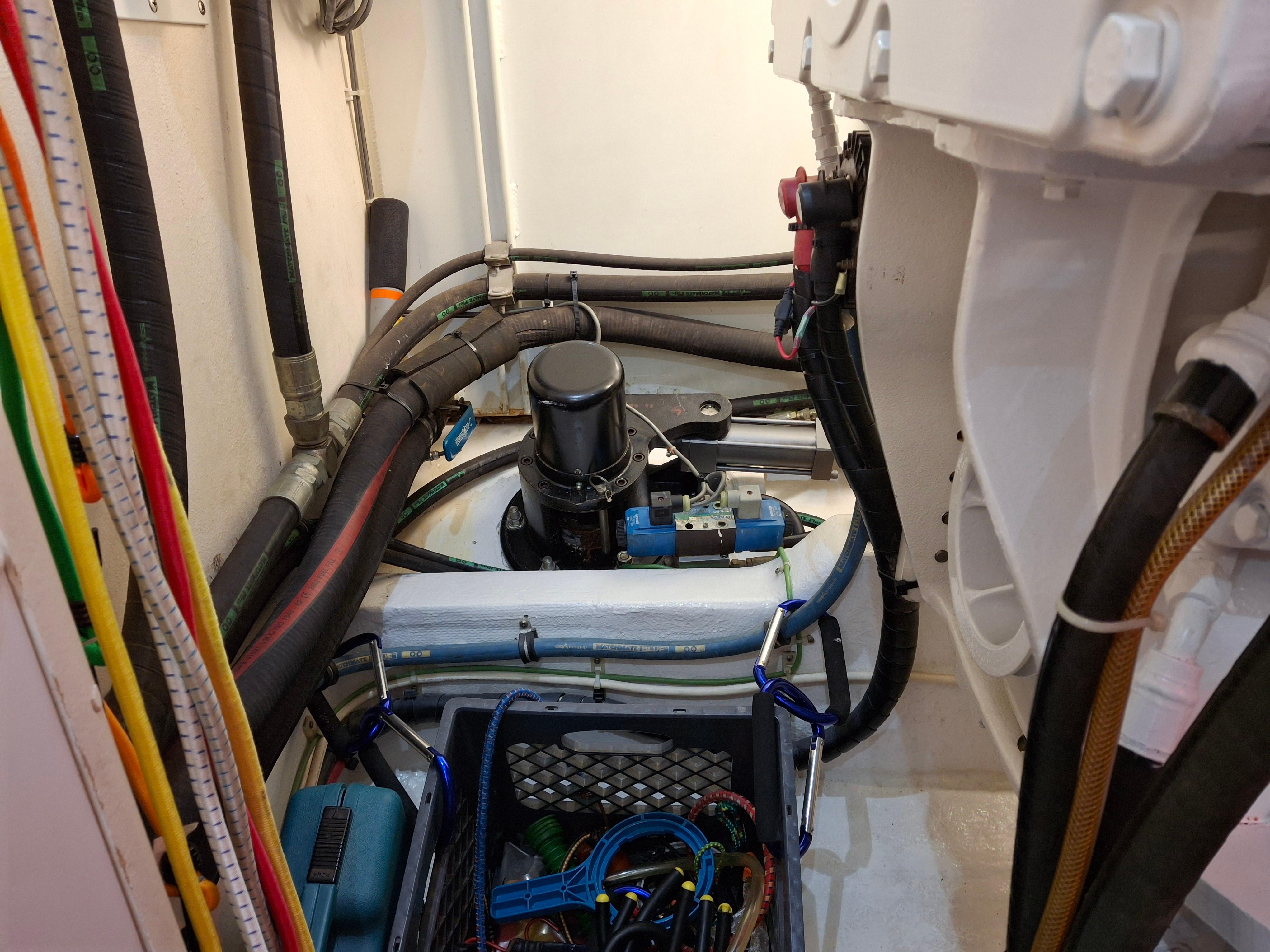 2004 West Bay SonShip Pilothouse #TBRG05882LLC inventory image at Sun Country Yachts, South Lake Union (Seattle) 2004 West Bay SonShip Pilothouse #TBRG05882LLC inventory image at Sun Country Yachts, South Lake Union (Seattle)