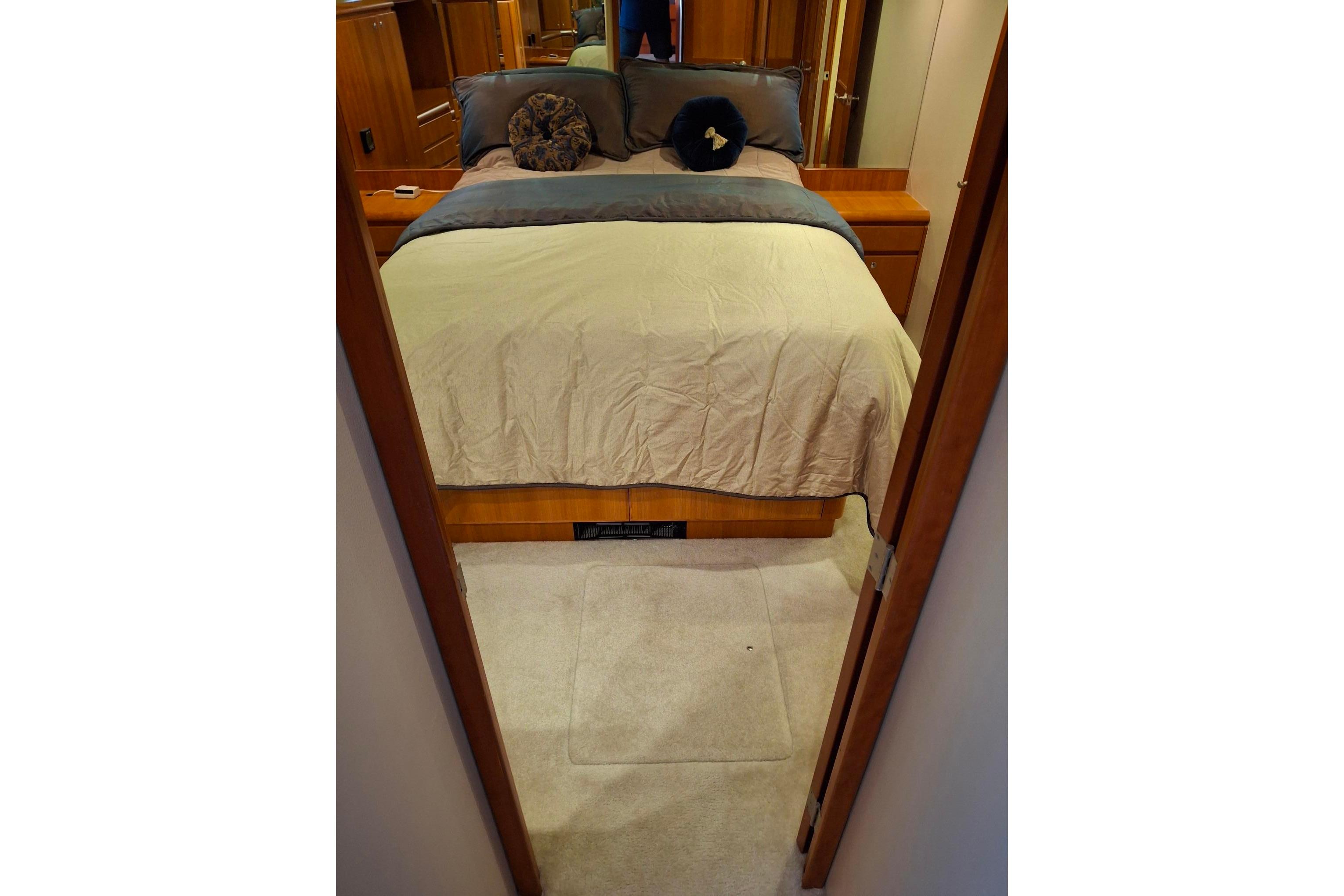 2004 West Bay SonShip Pilothouse #TBRG05882LLC inventory image at Sun Country Yachts, South Lake Union (Seattle)