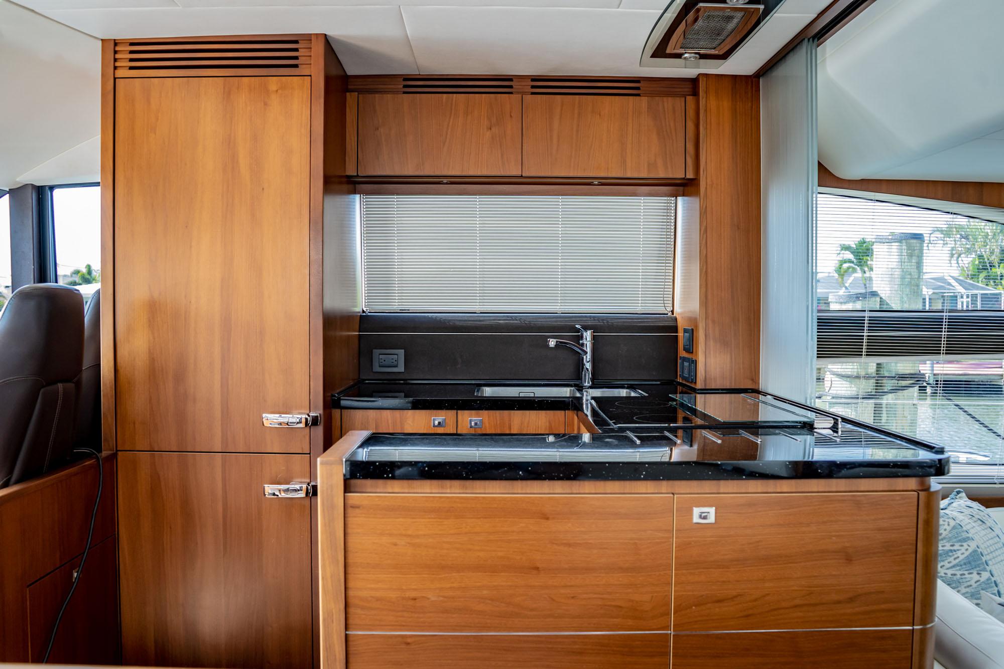 Galley to Starboard