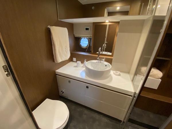 2020 Cranchi T43