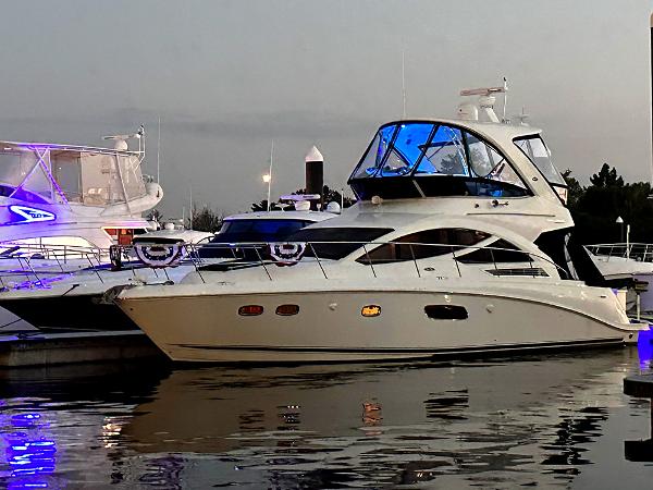 2013 Sea Ray 450 Sedan Bridge