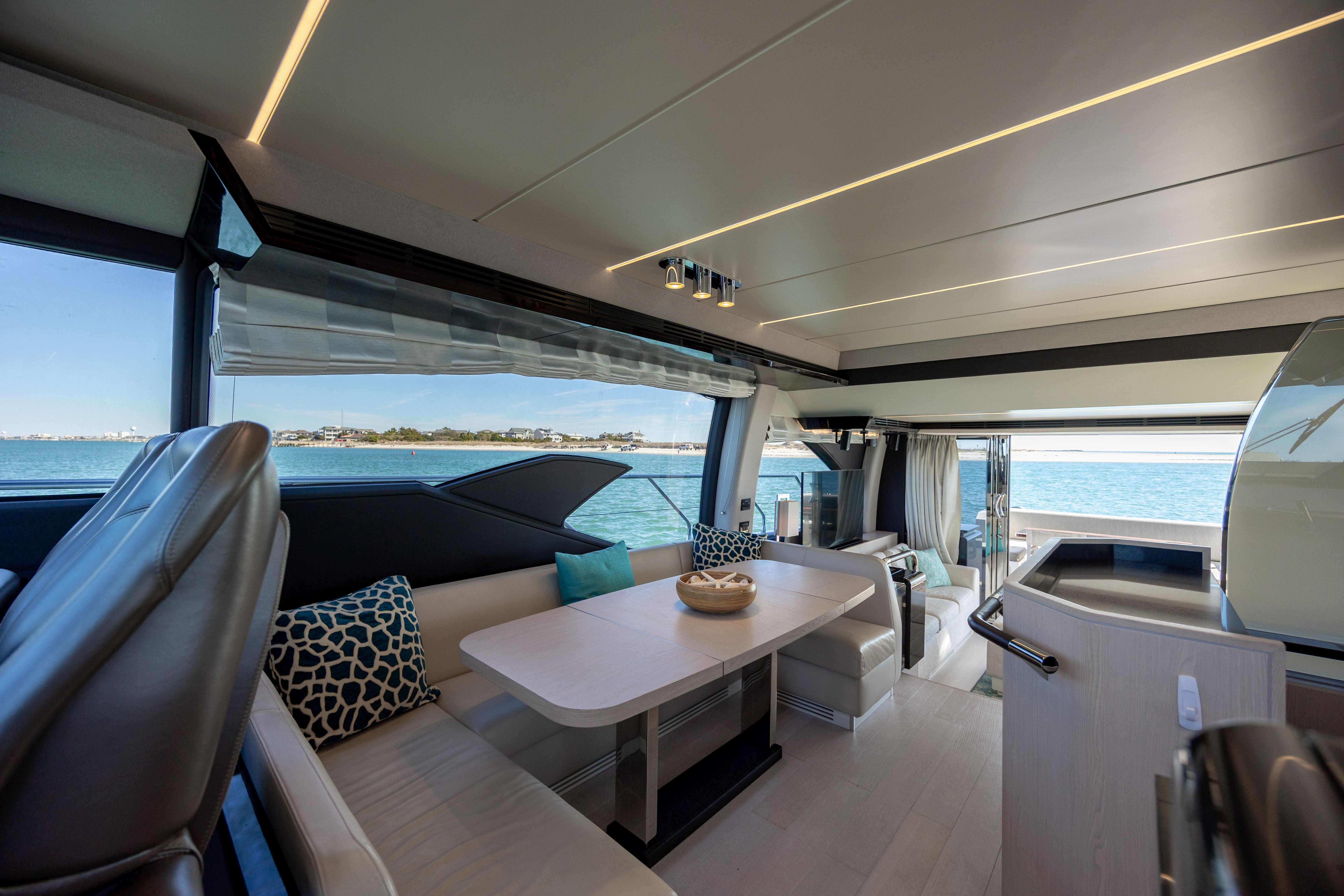 2019 Azimut 66 Flybridge