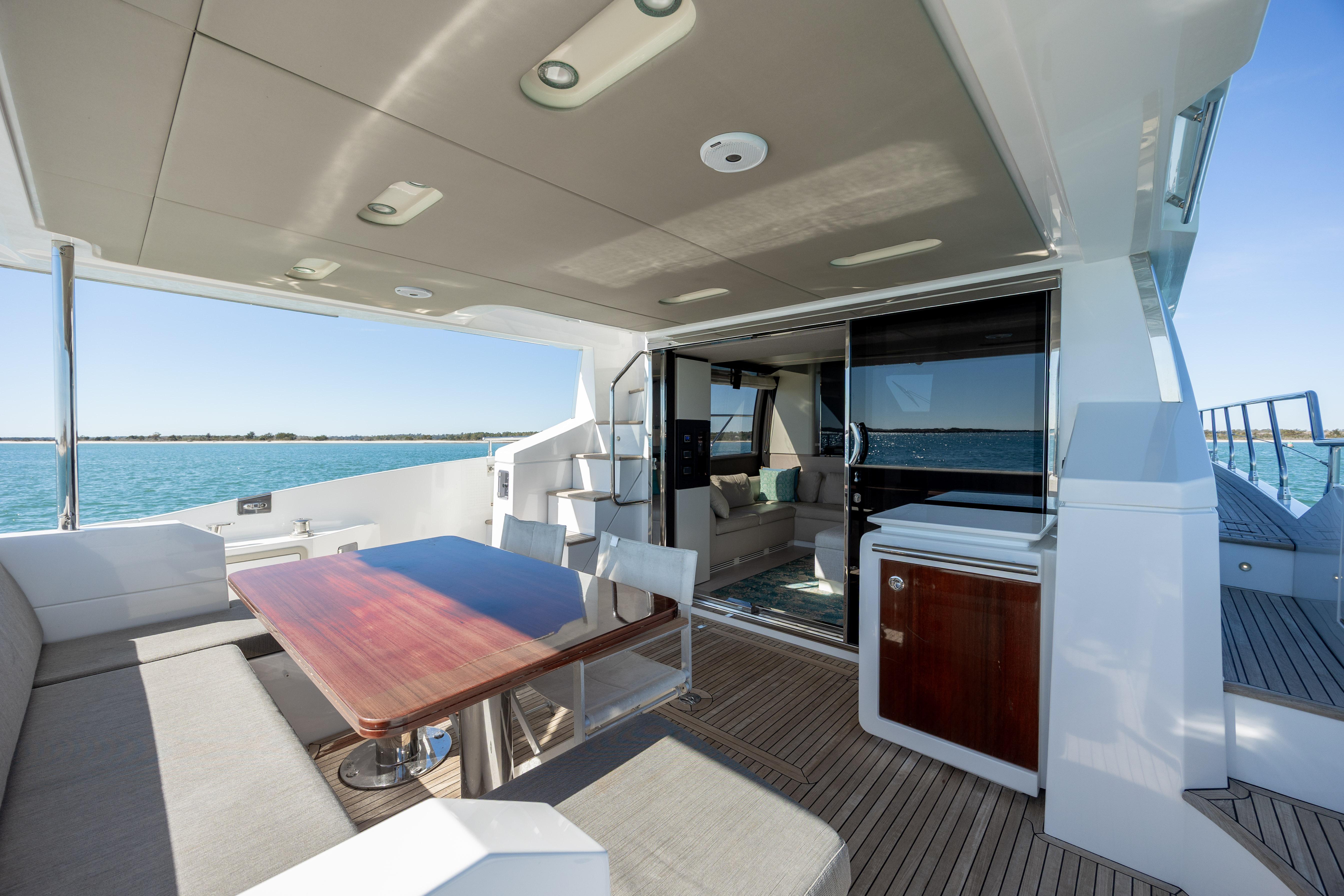 2019 Azimut 66 Flybridge