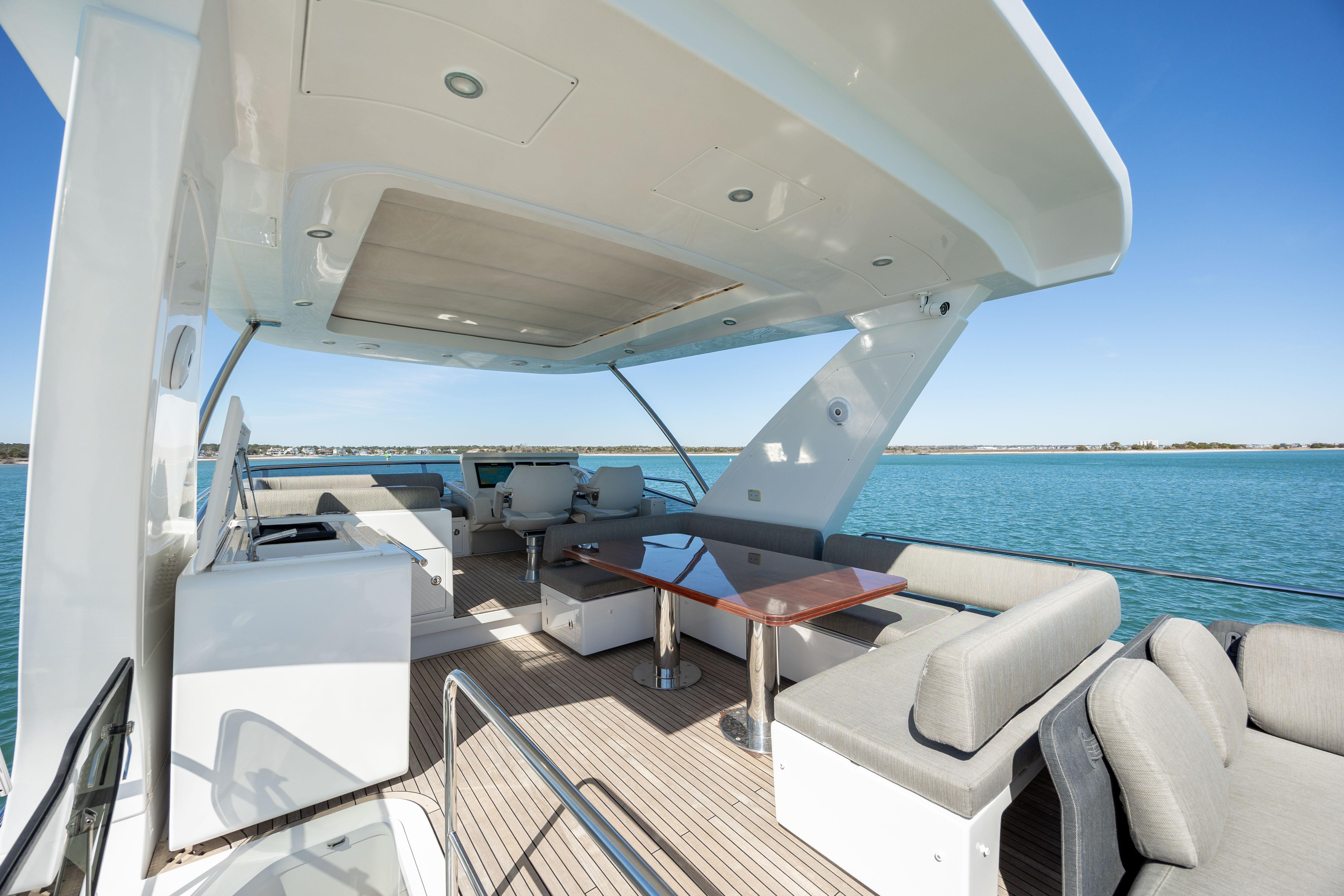 2019 Azimut 66 Flybridge