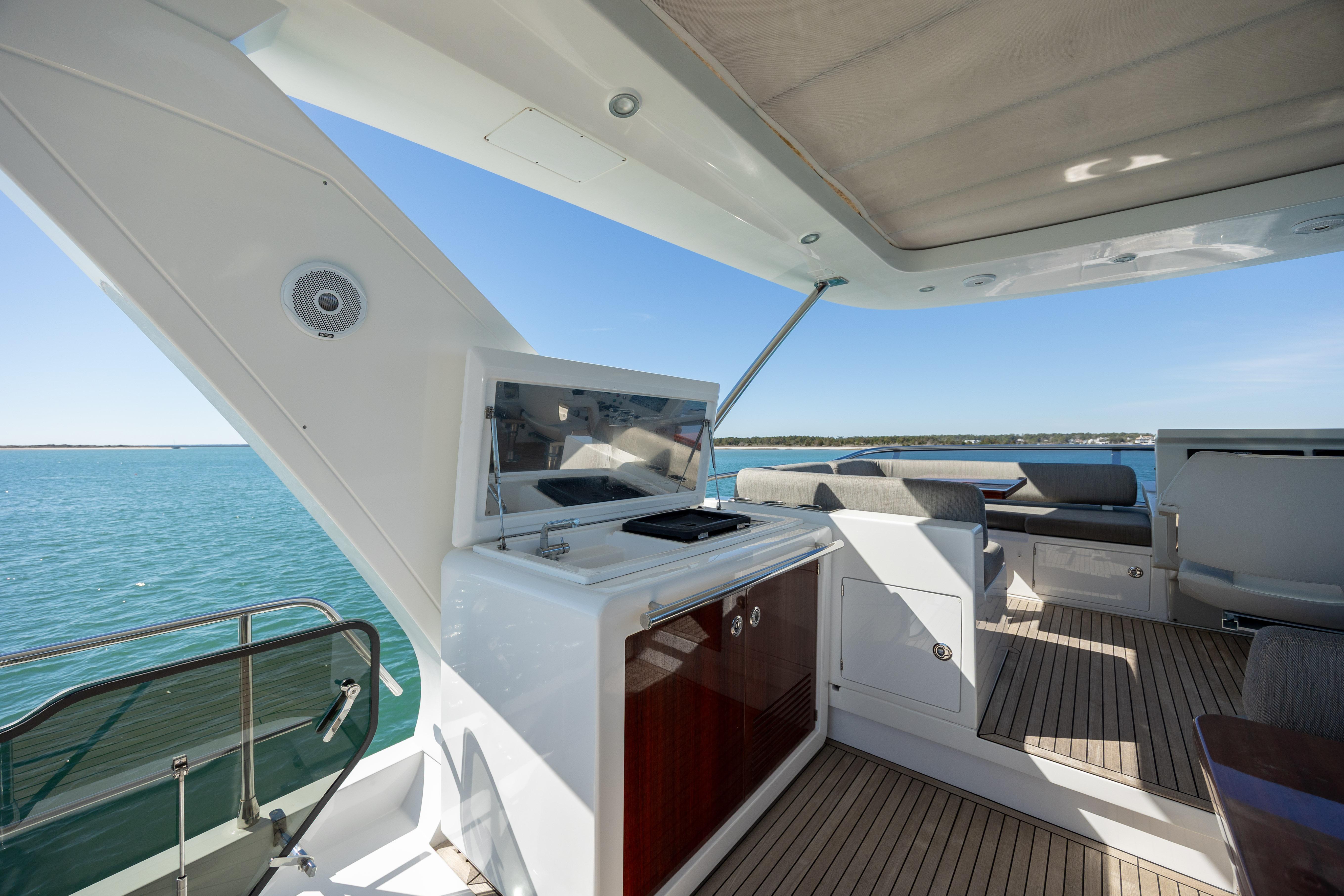 2019 Azimut 66 Flybridge