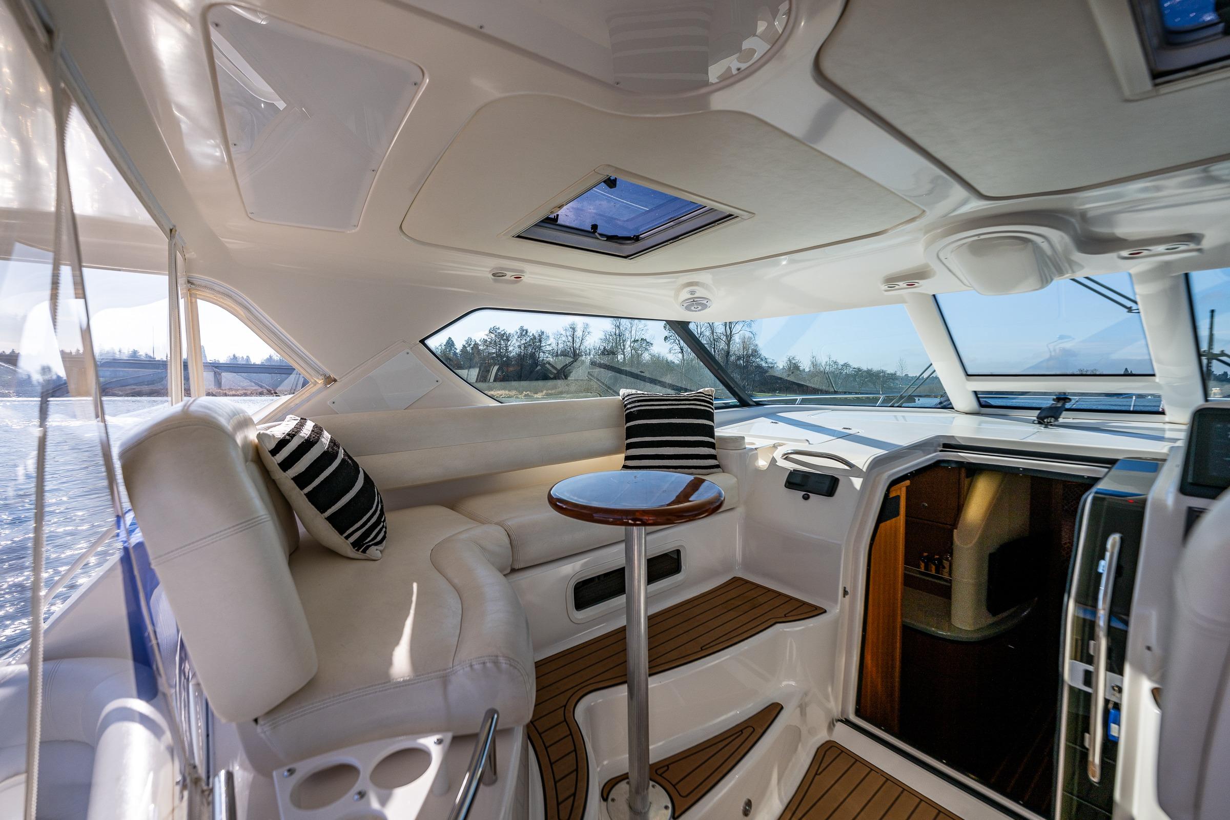 2006 Tiara Yachts 4300 Sovran # inventory image at Sun Country Yachts, Seattle