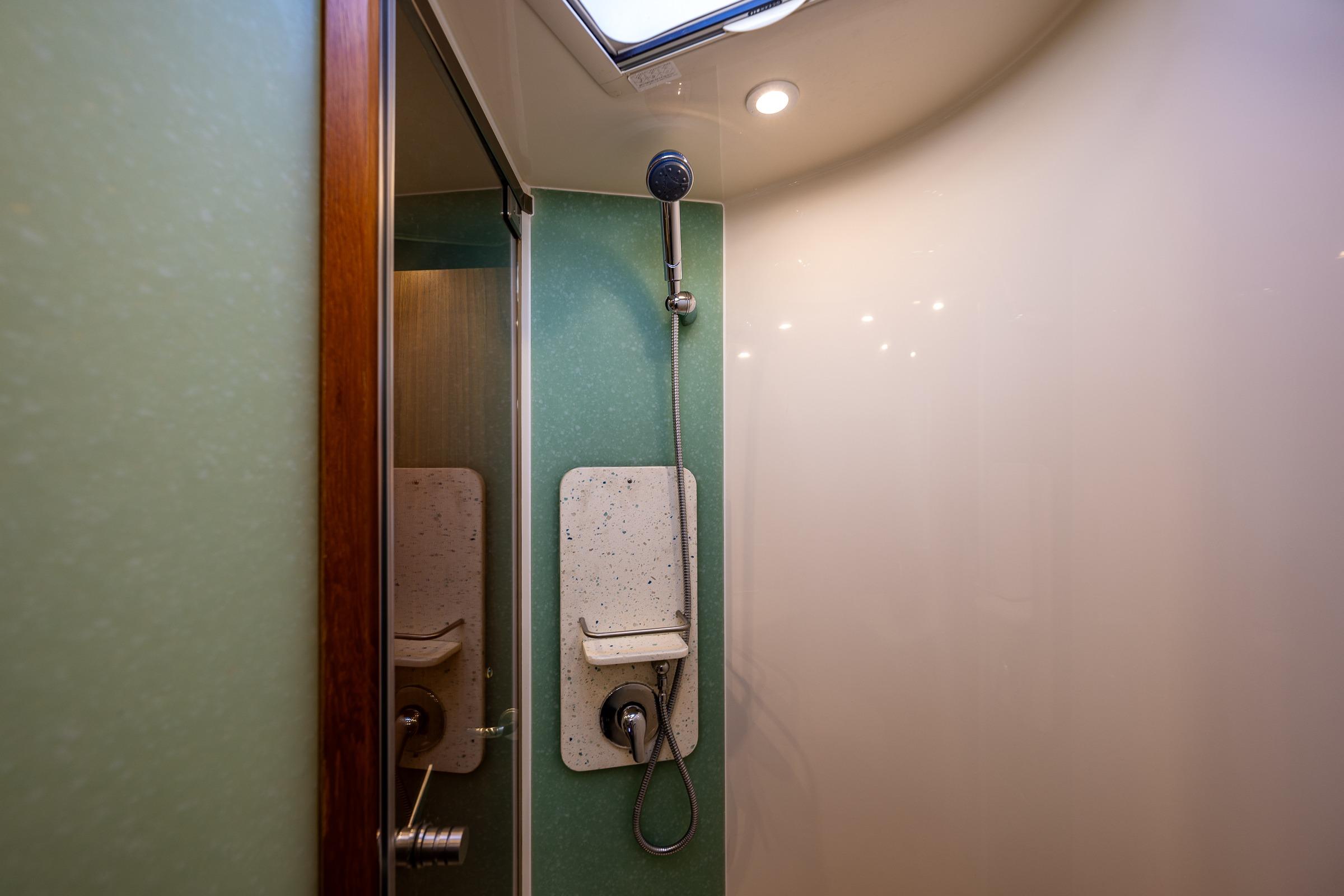 2006 Tiara Yachts 4300 Sovran # inventory image at Sun Country Yachts, Seattle