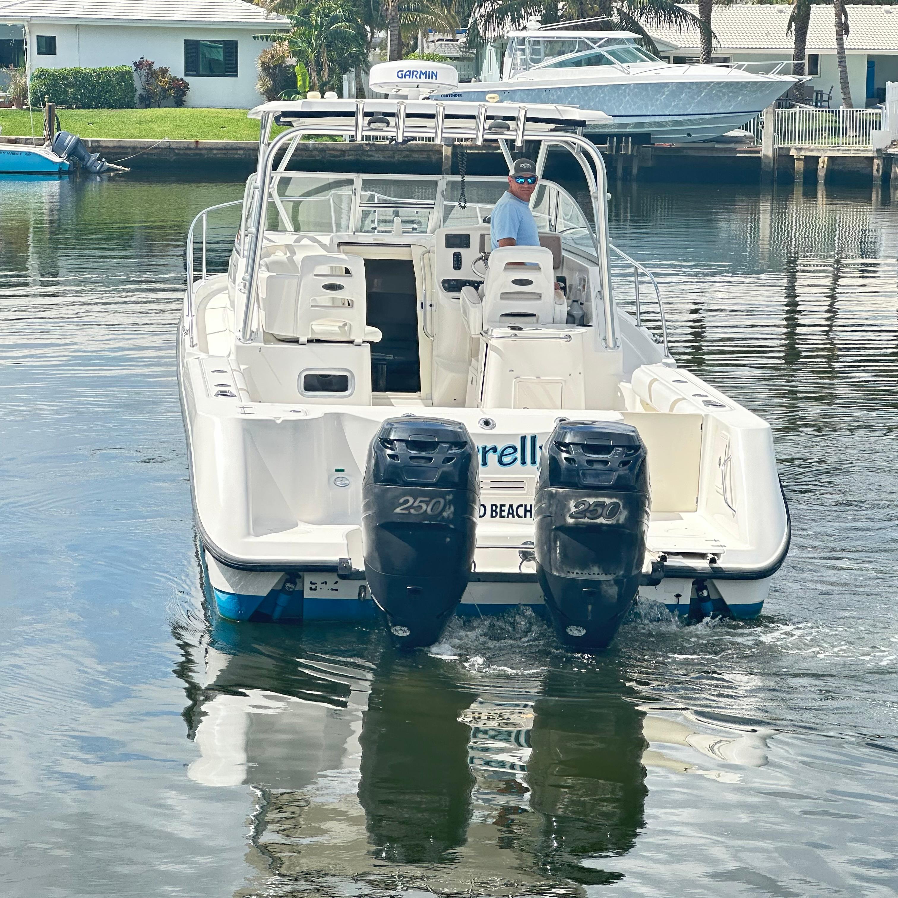 2006-boston-whaler-305-conquest-power-9687173-20250411142729201-1_XLARGE