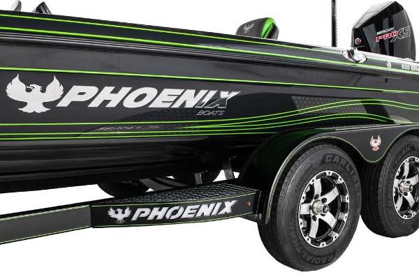2022 Phoenix boat for sale, model of the boat is 920 Elite & Image # 12 of 29