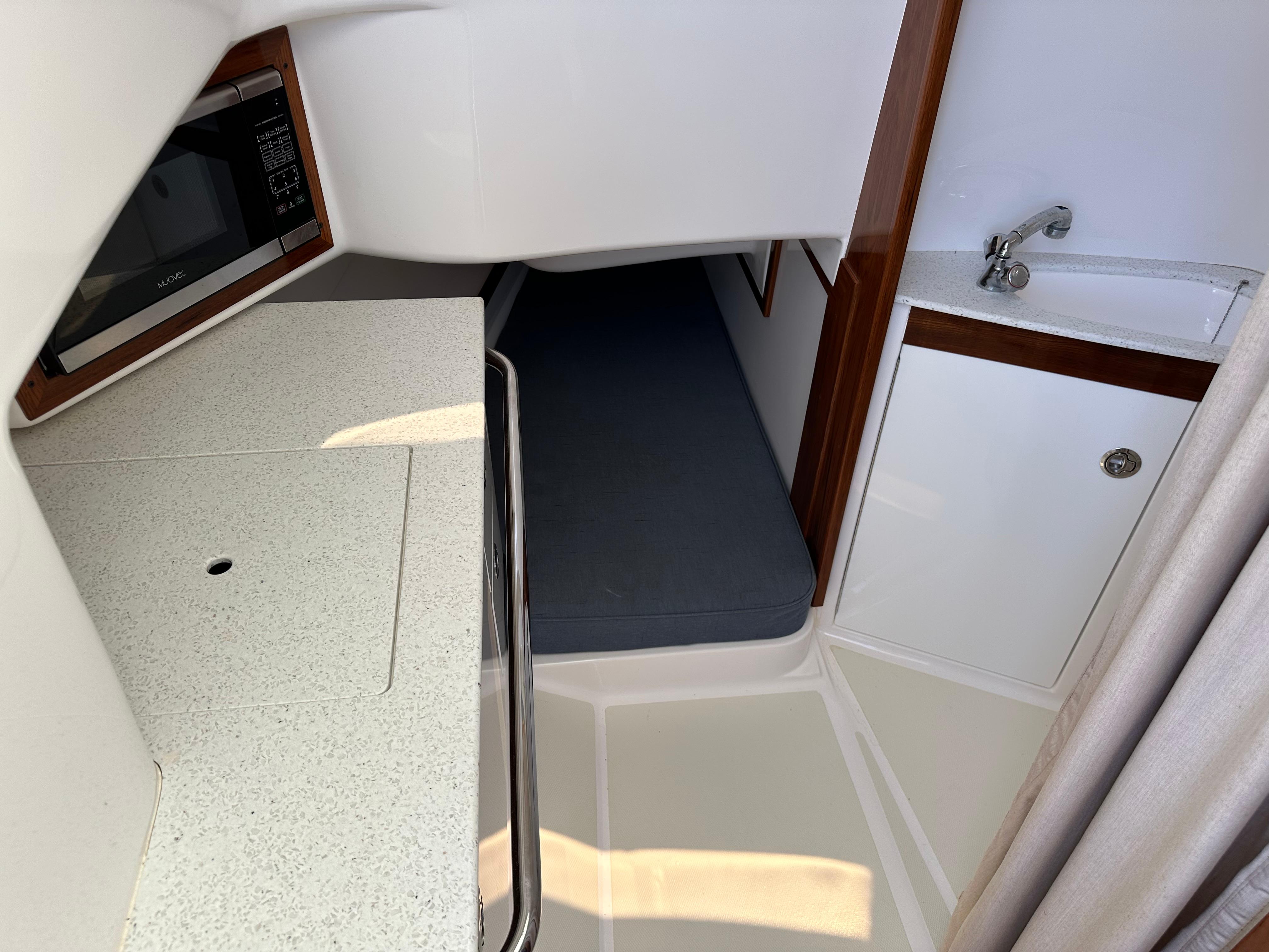 Hunt Yachts-32 Center Console 2017-HERON MD-US-9747182 | Thumbnail