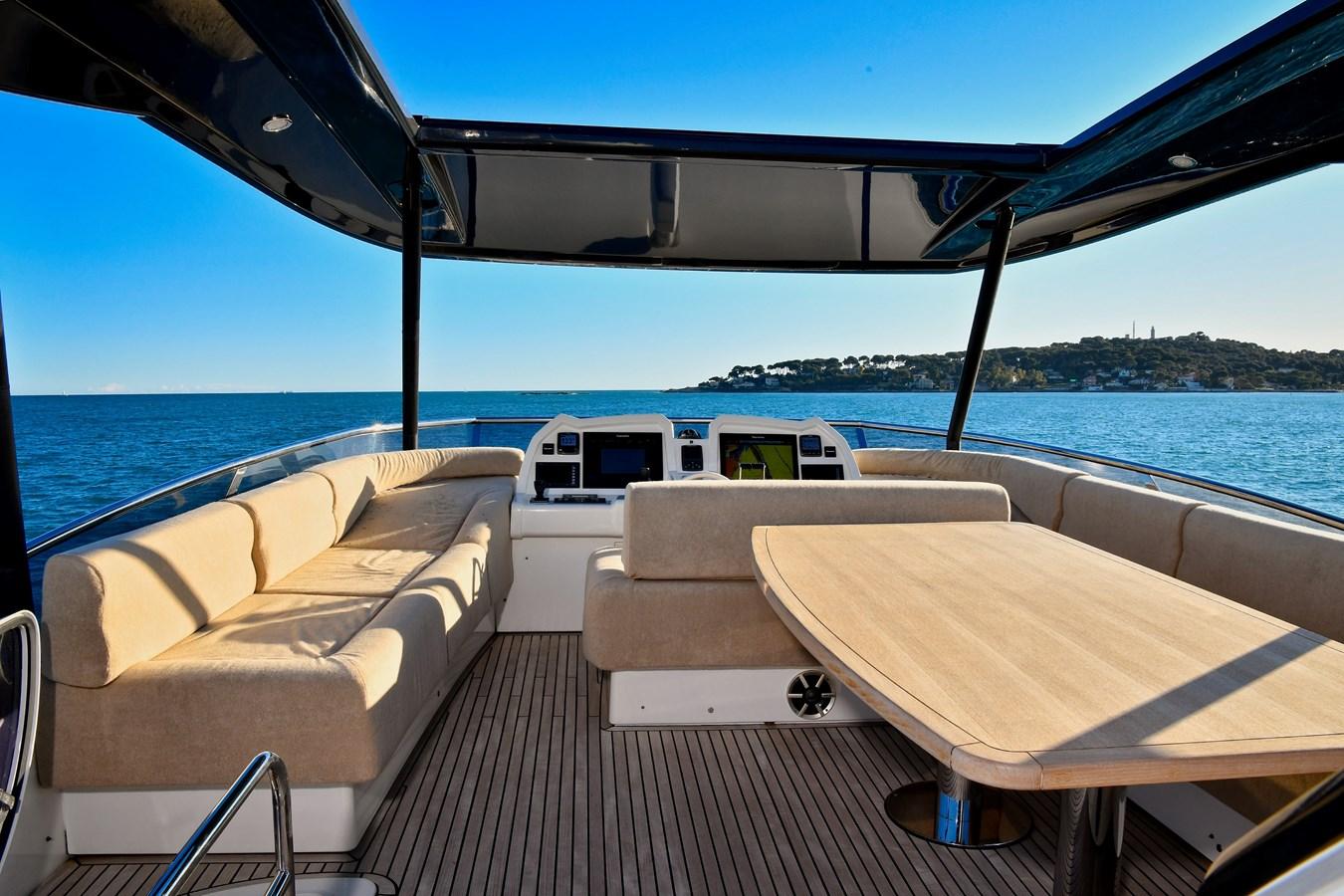 2016 Monte Carlo Yachts MCY 70 CRAZY DIAMOND