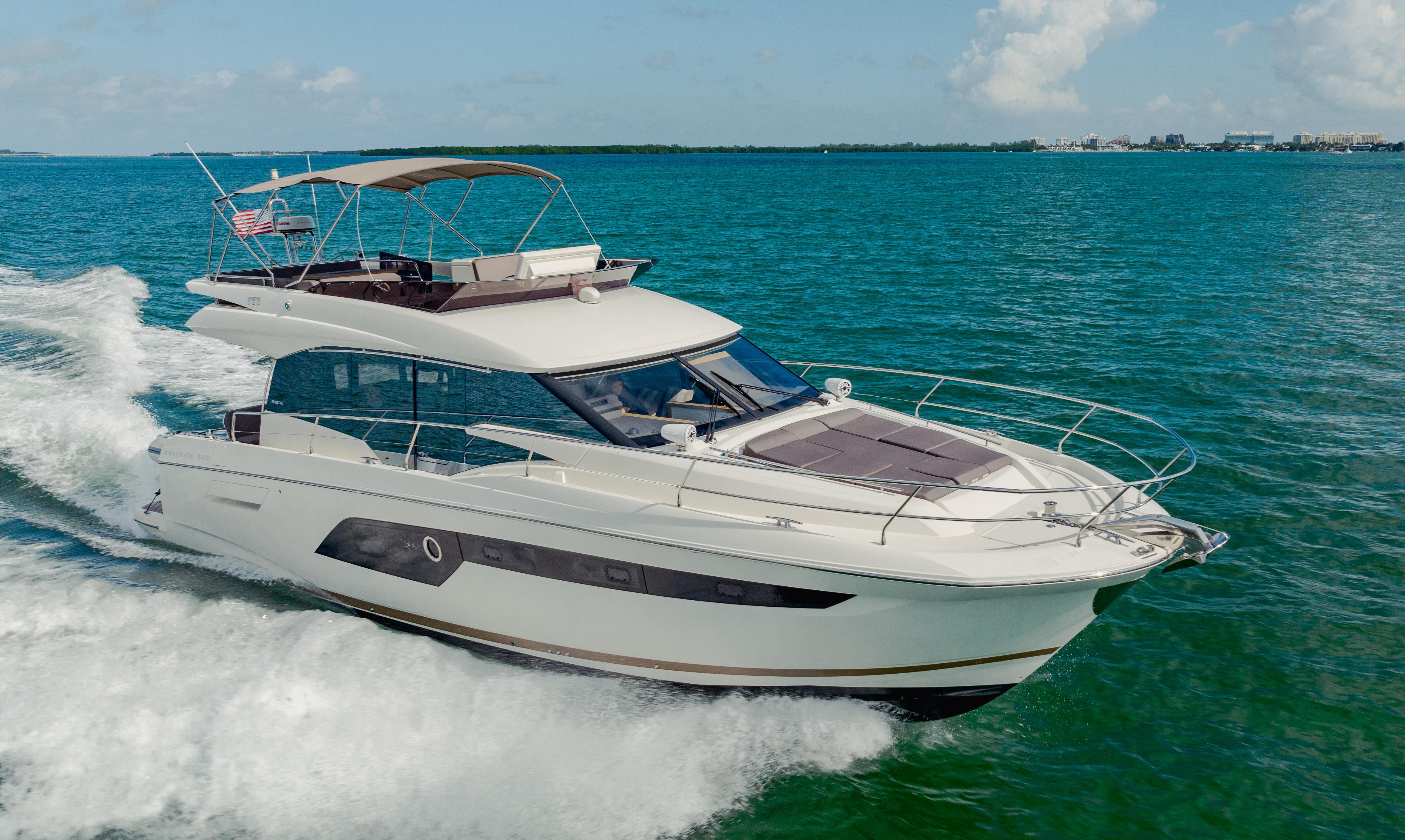 2018 PRESTIGE 520